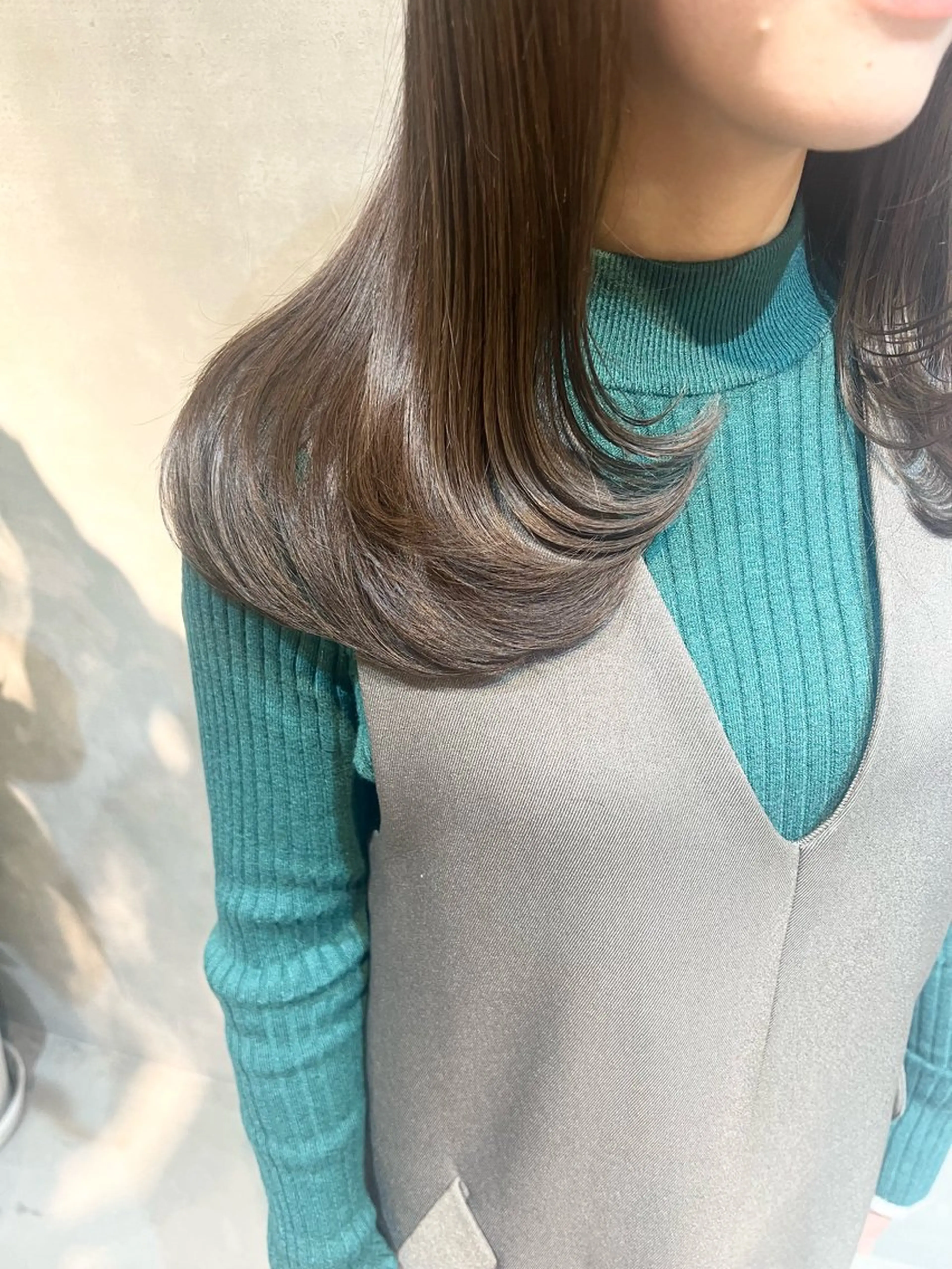 ロング 顔周りカット レイヤーカット a.r.e(アルエ)所属・福留 弘之のヘアスタイル