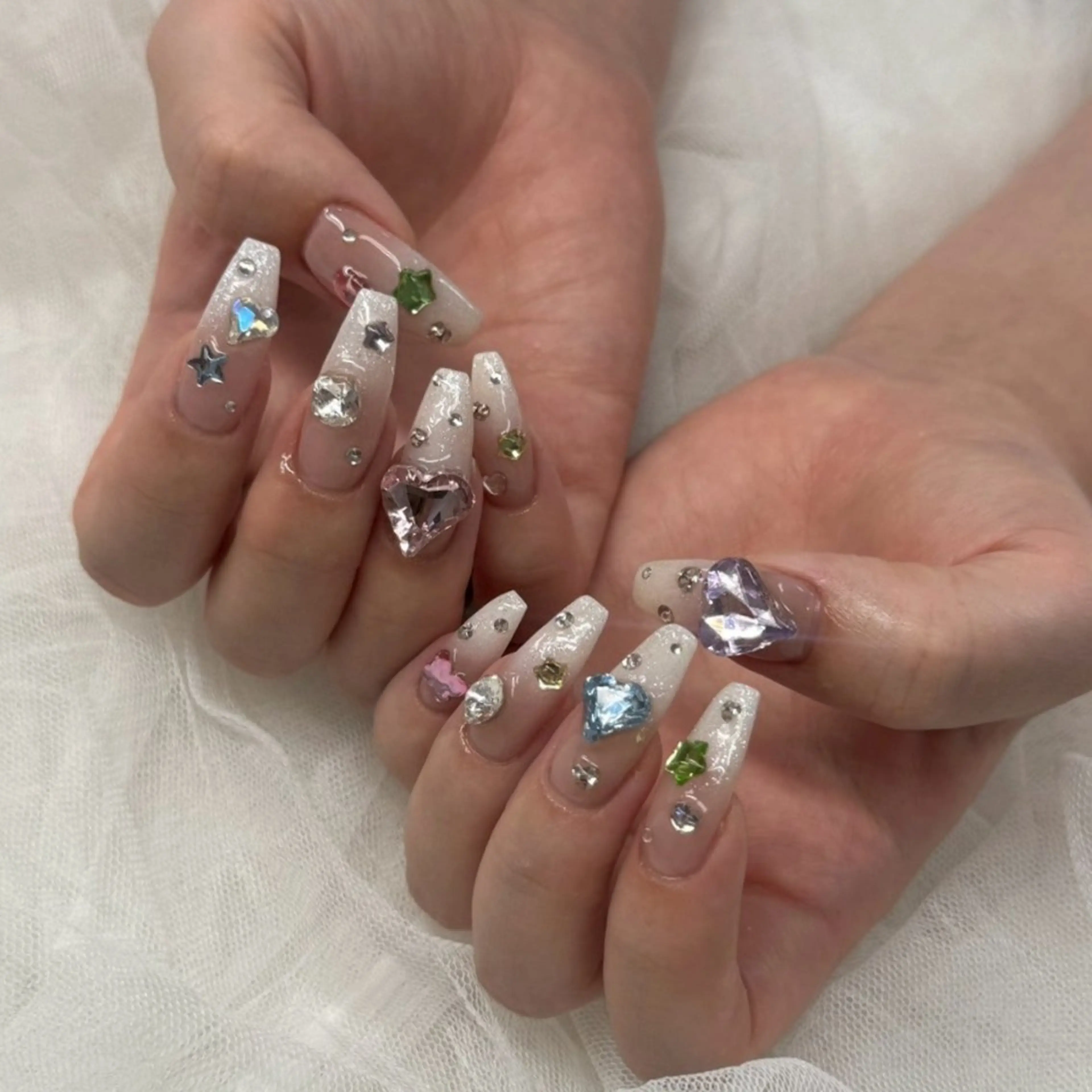 ネイル SHI ONのネイルデザイン