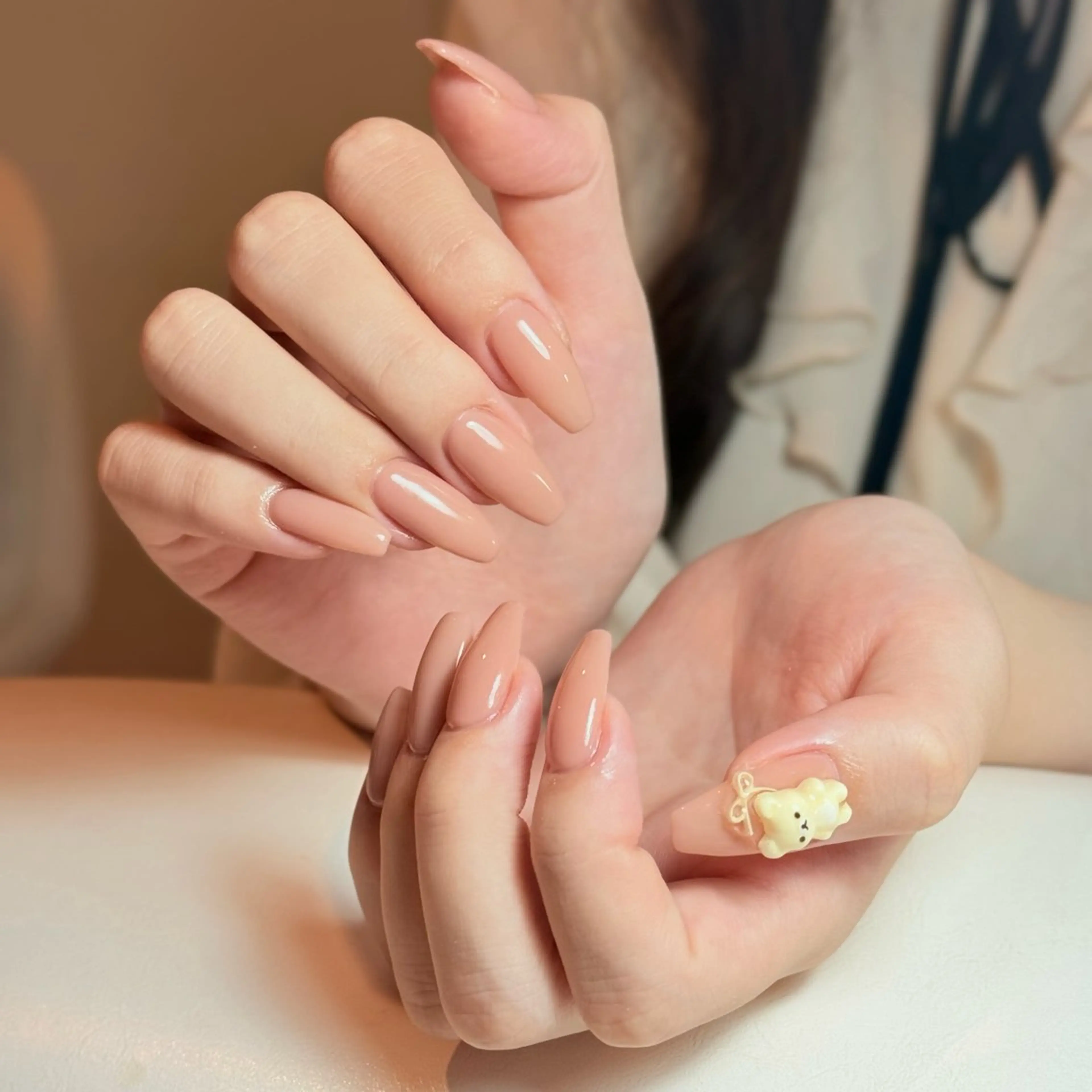 ネイル チークネイル フレンチネイル グラデーション キラキラネイル 韓国ネイル ハンドネイル Risa_ Nailのネイルデザイン