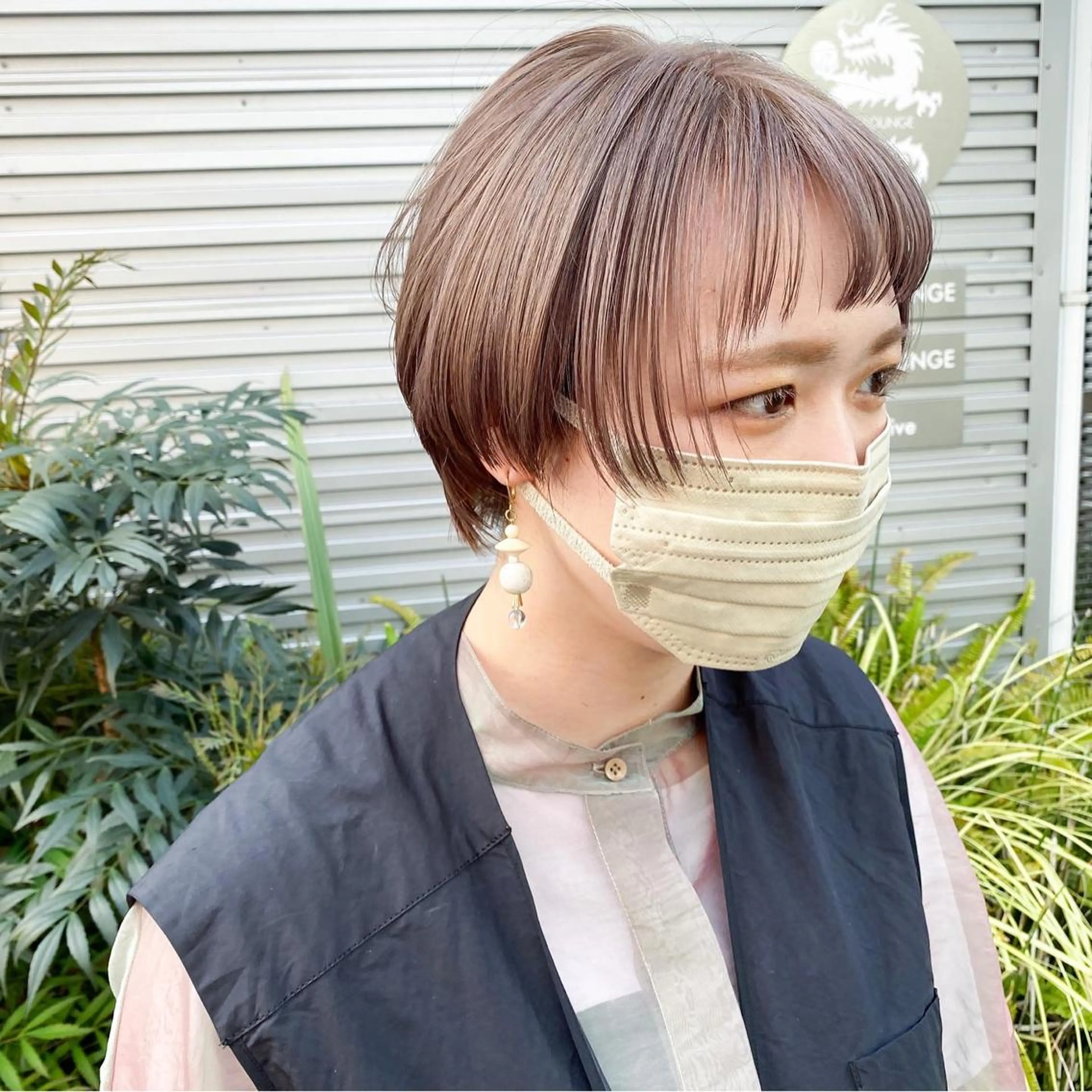 ショート カラー 艶髪ブリーチ 永井竜也のヘアスタイル