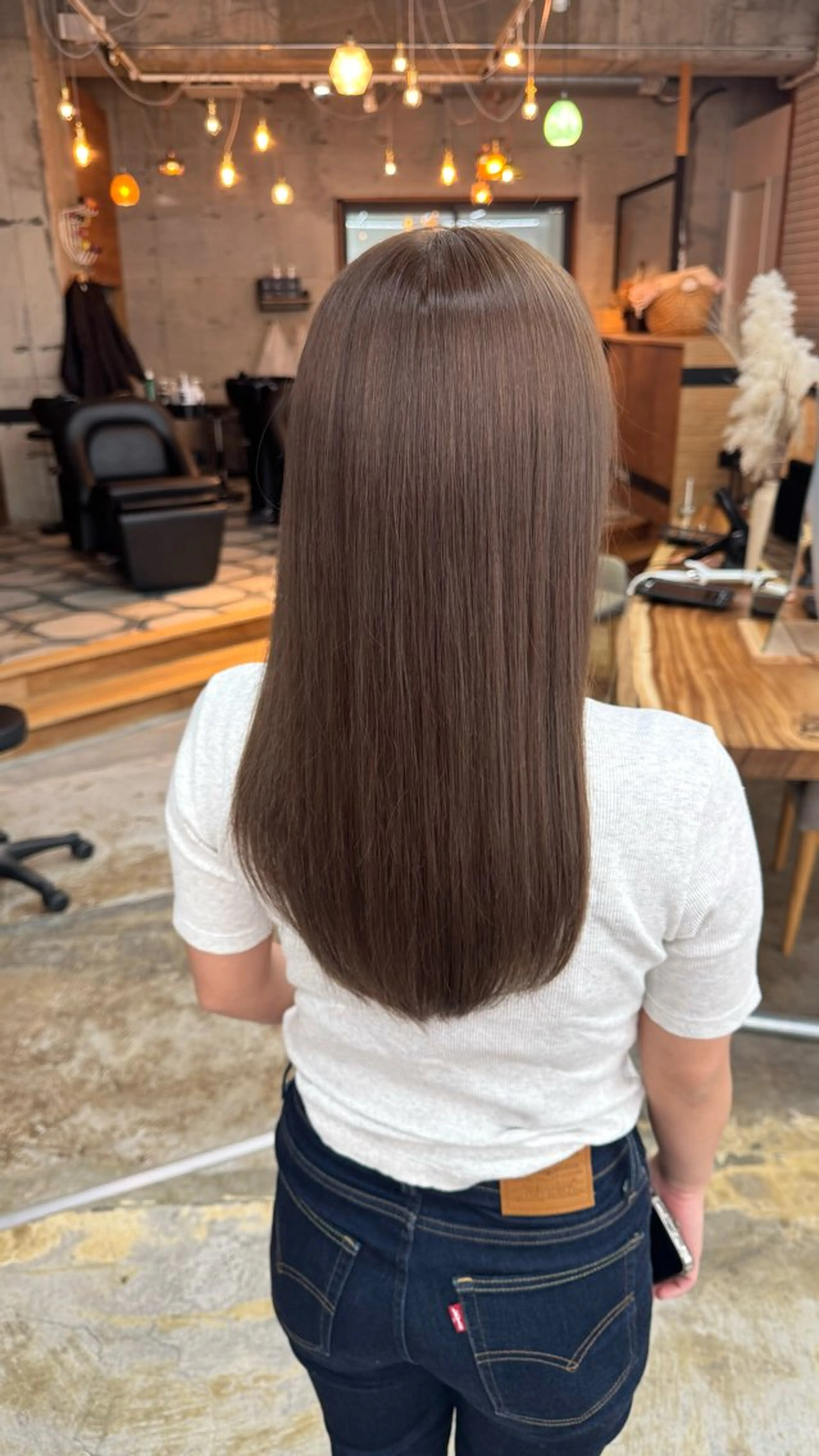 セミロング カラー ベージュカラー オリーブベージュ ヘアカラー トリートメント MAUVE MIYUのヘアスタイル
