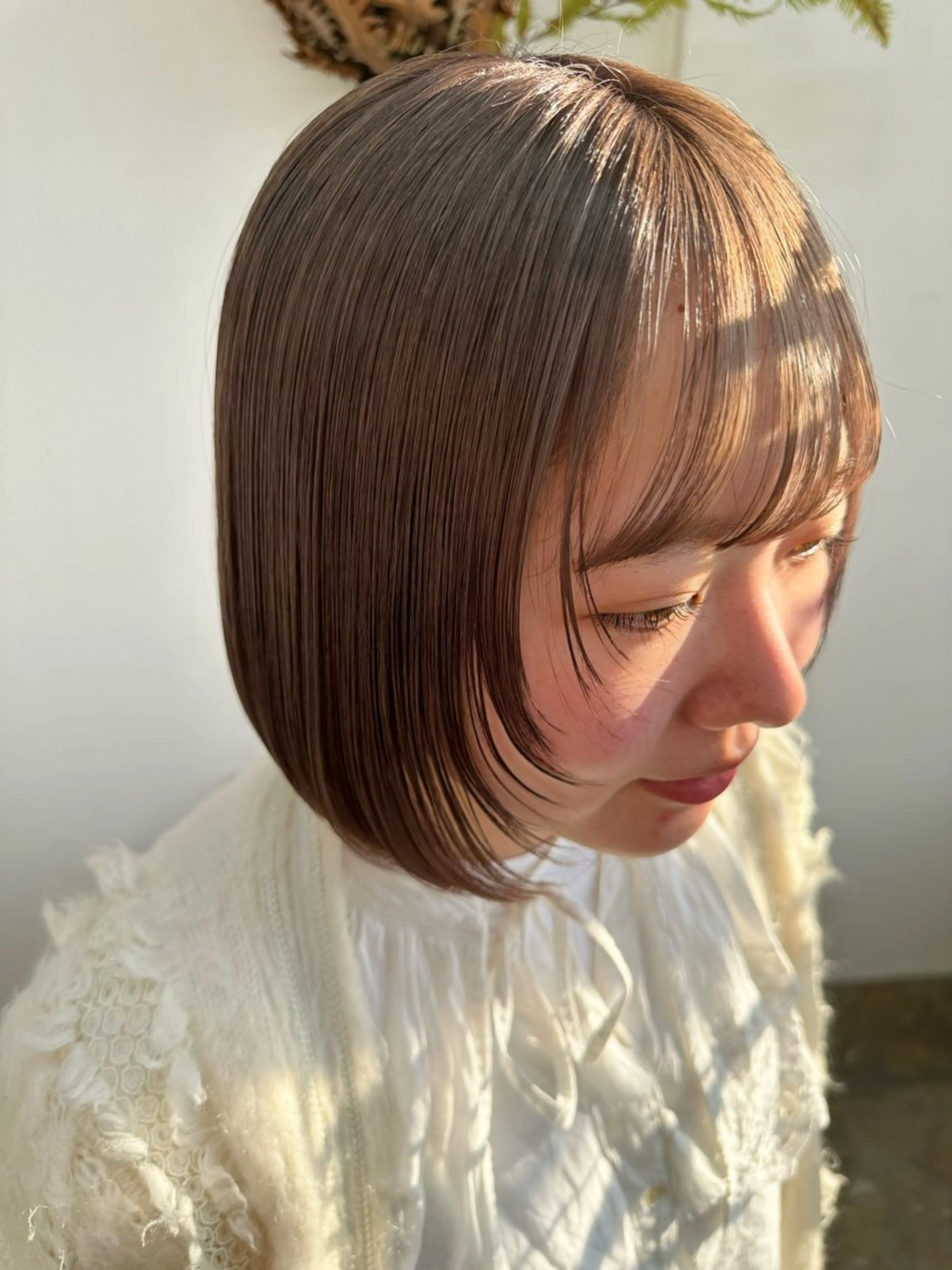 ショート カラー ベージュカラー ブリーチ 透明感カラー ヘアカラー トリートメント Mado Tsujido所属・小野江 祐李のヘアスタイル