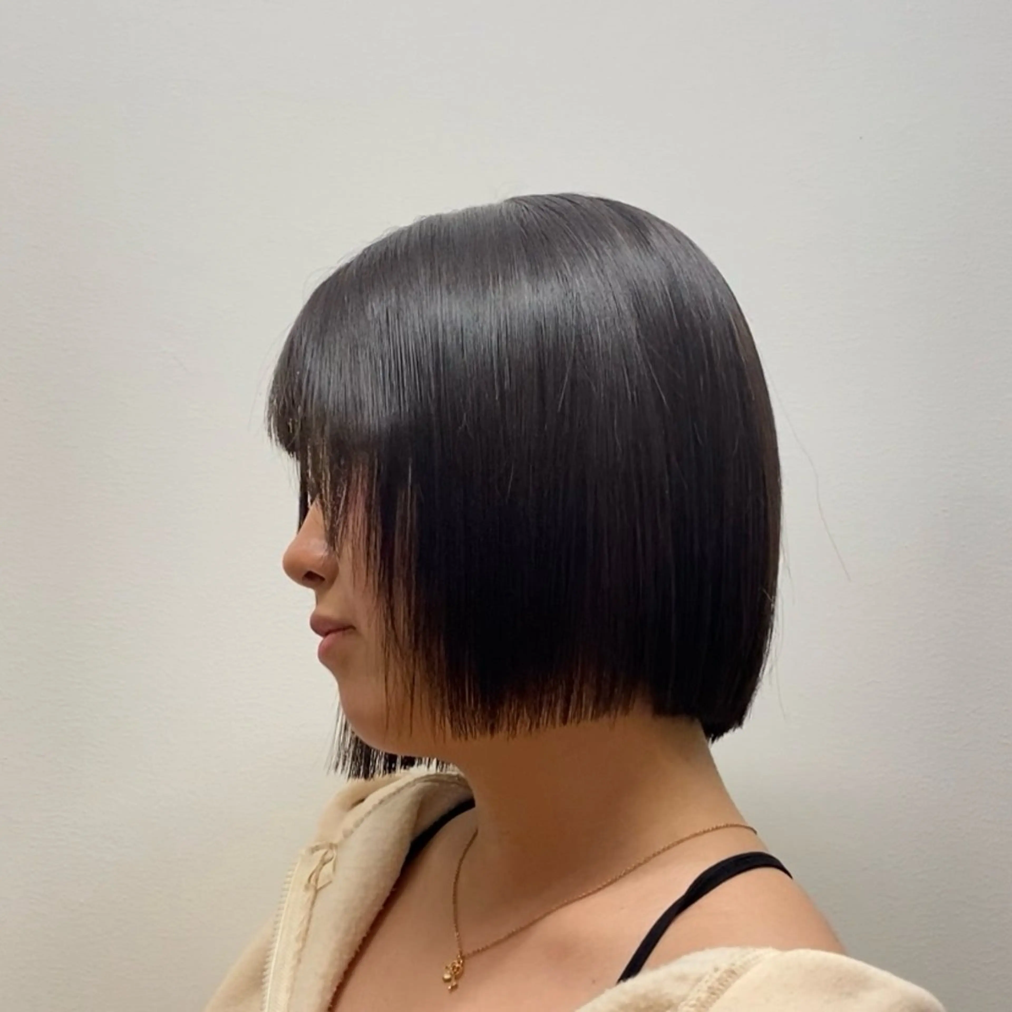 セミロング hair salon 束sok所属・ナホ/ハイトーン/ ショートカットモデルのヘアスタイル