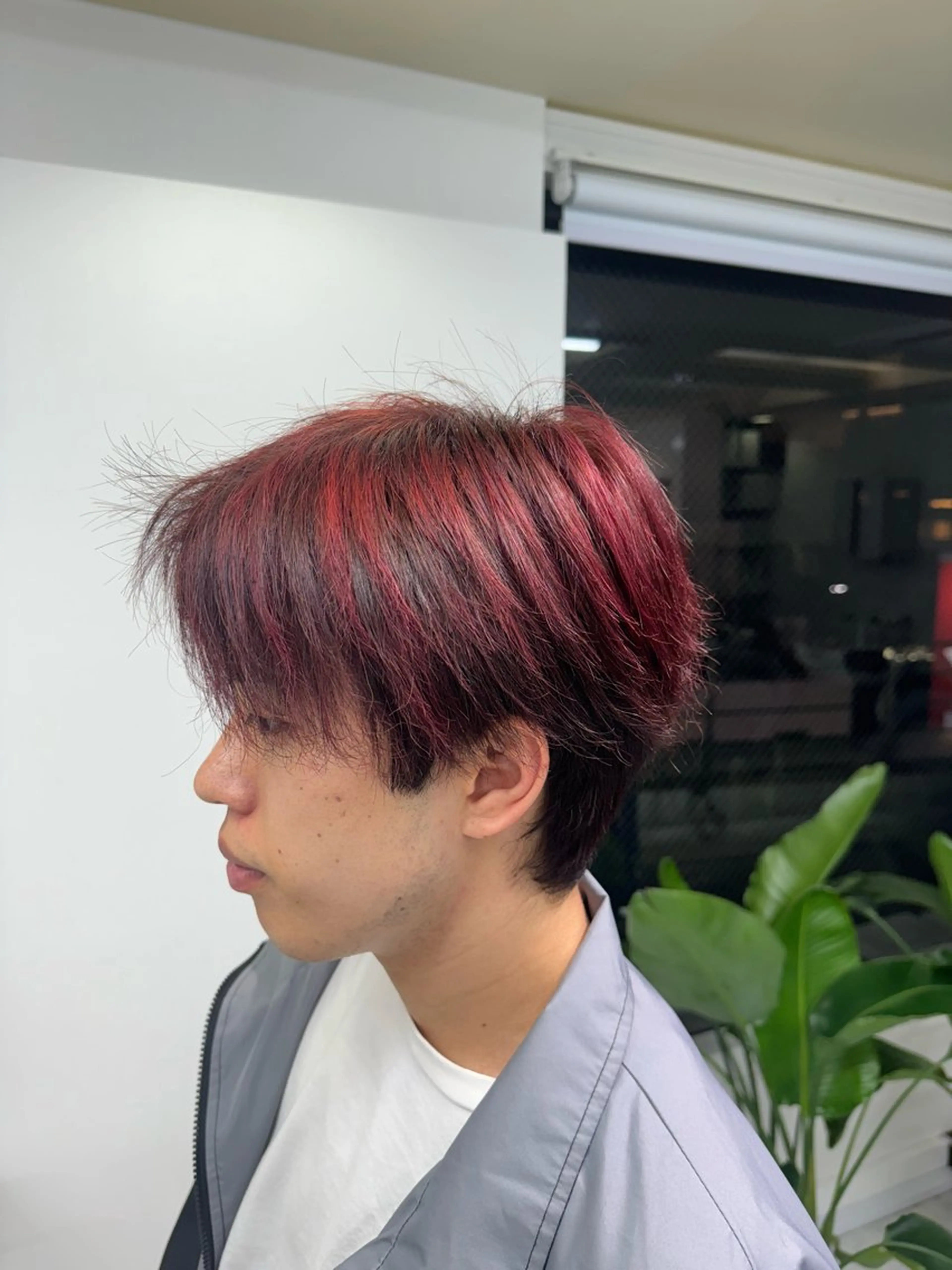 カラー メンズ メンズハイライト ハイライトカラー レッドカラー ヘアカラー 艶髪✨/心斎橋美容室 /藤田勇也のヘアスタイル