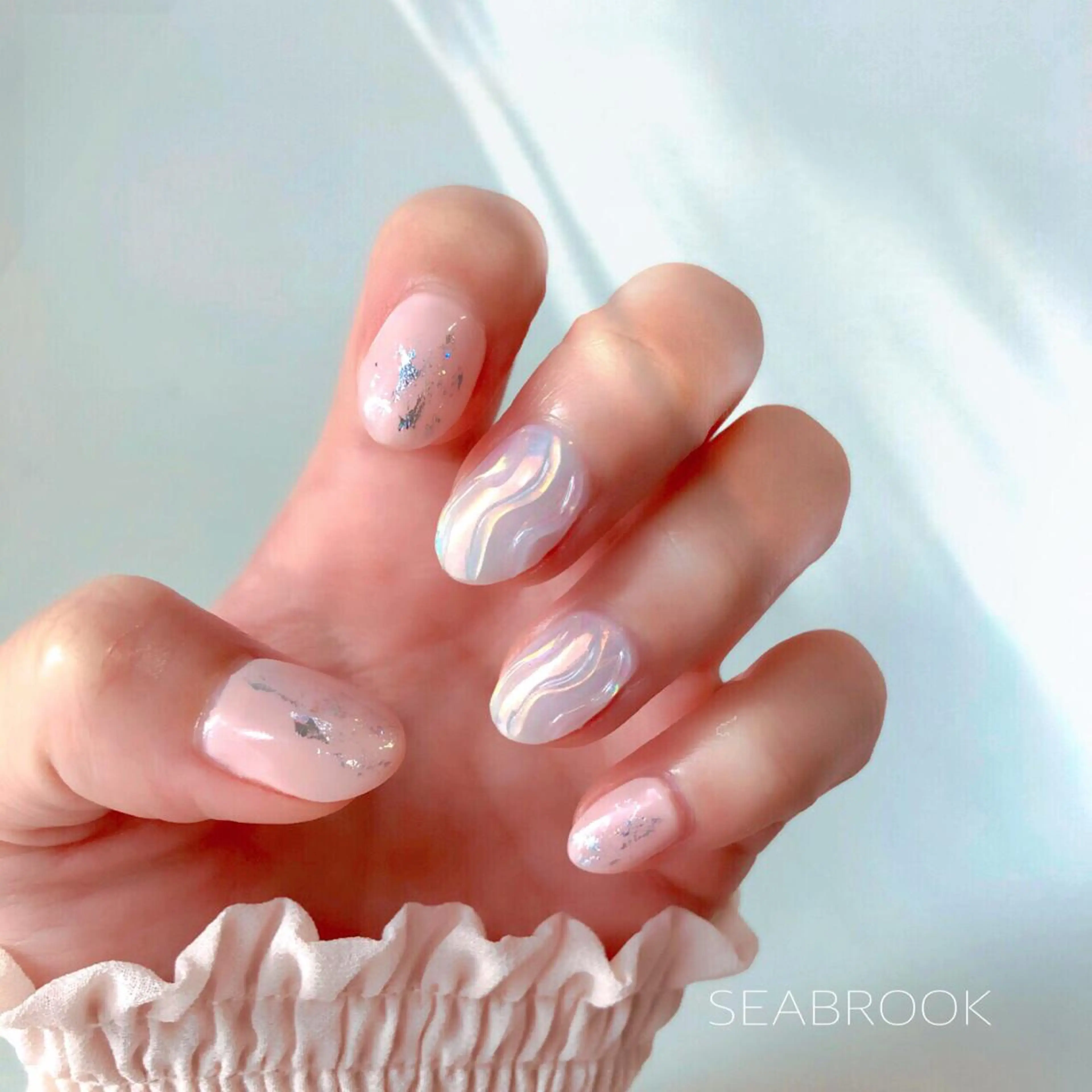 ネイル 鈴木 奈穂子のネイルデザイン