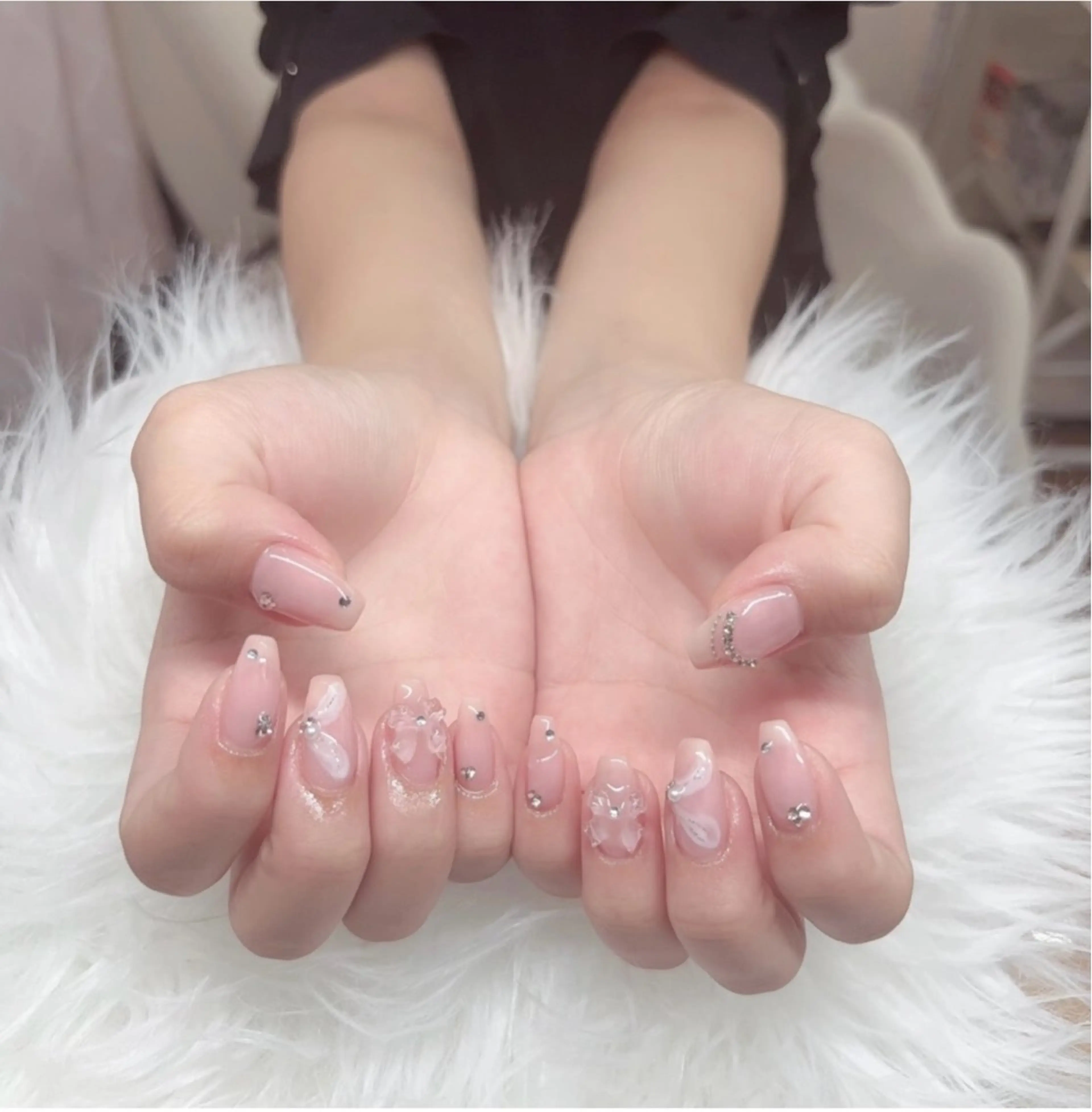 ネイル フレンチネイル グラデーション マグネットネイル ミラーネイル ハンドネイル yurinail所属・yuri nail 高田馬場のネイルデザイン