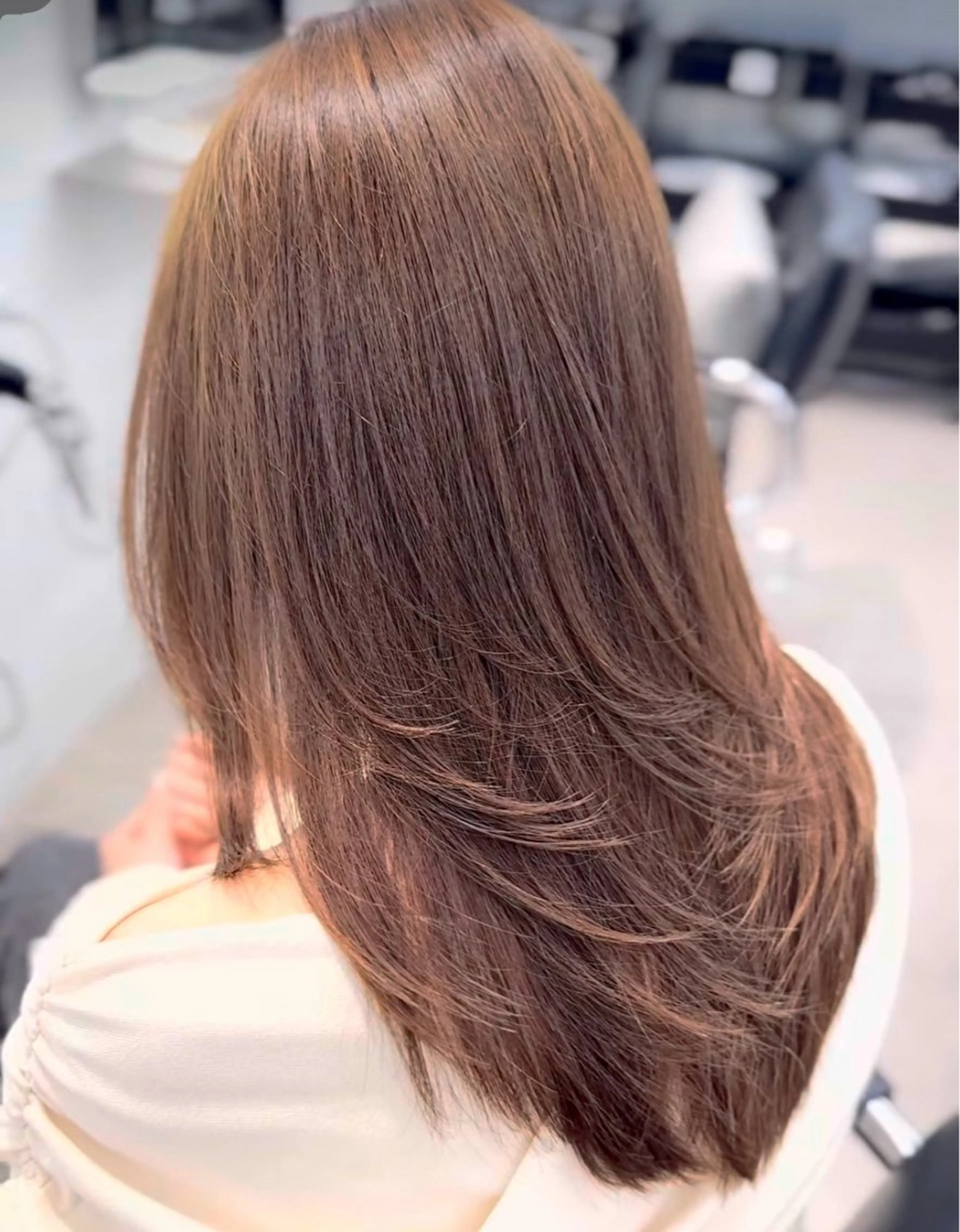 ロング カラー ベージュカラー ブリーチ ブラウンカラー ダブルカラー ミルクティーベージュ ヘアカラー 🌊海外ハイライト リタッチ/縮毛矯正のヘアスタイル
