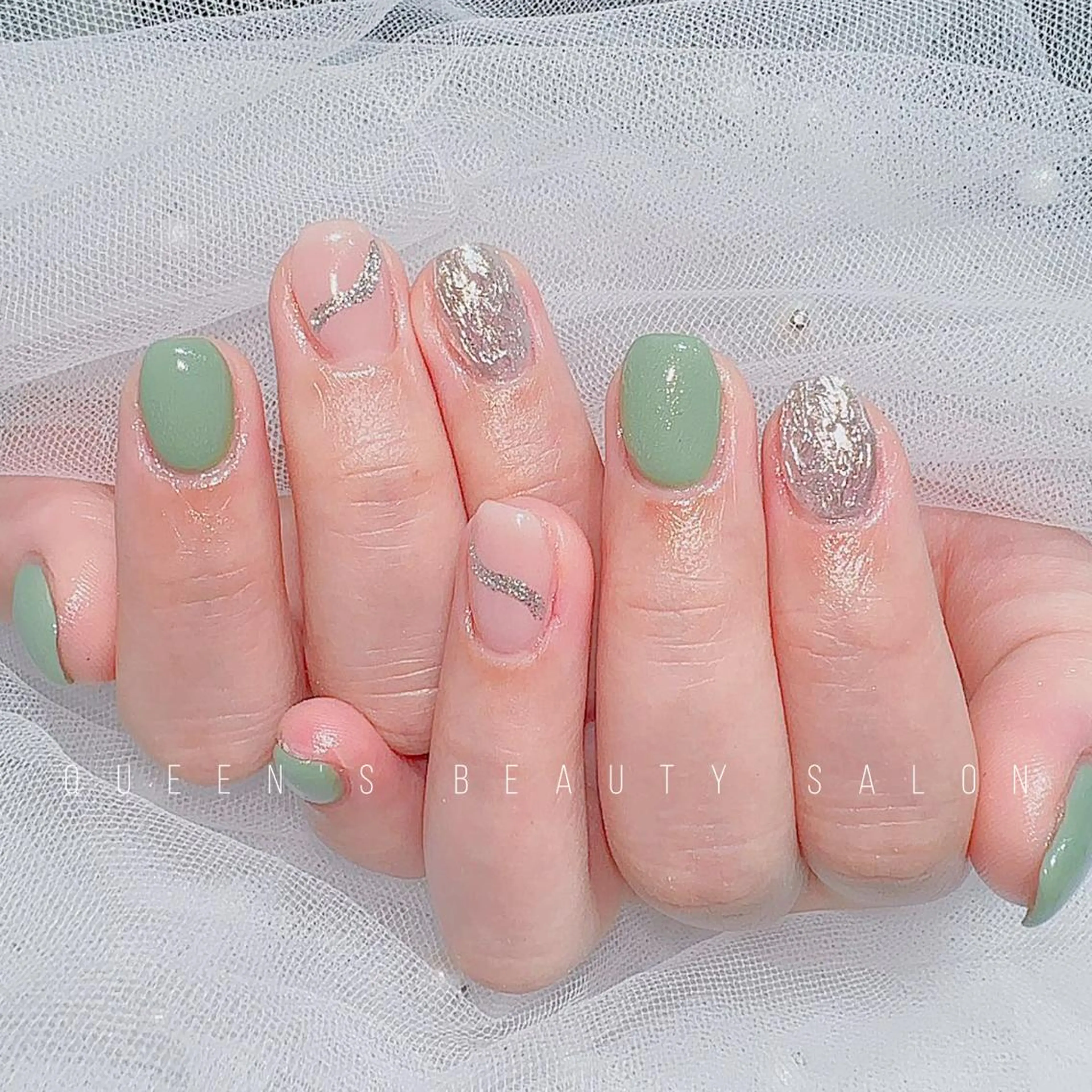 ネイル ハンドネイル Queens みなみのネイルデザイン