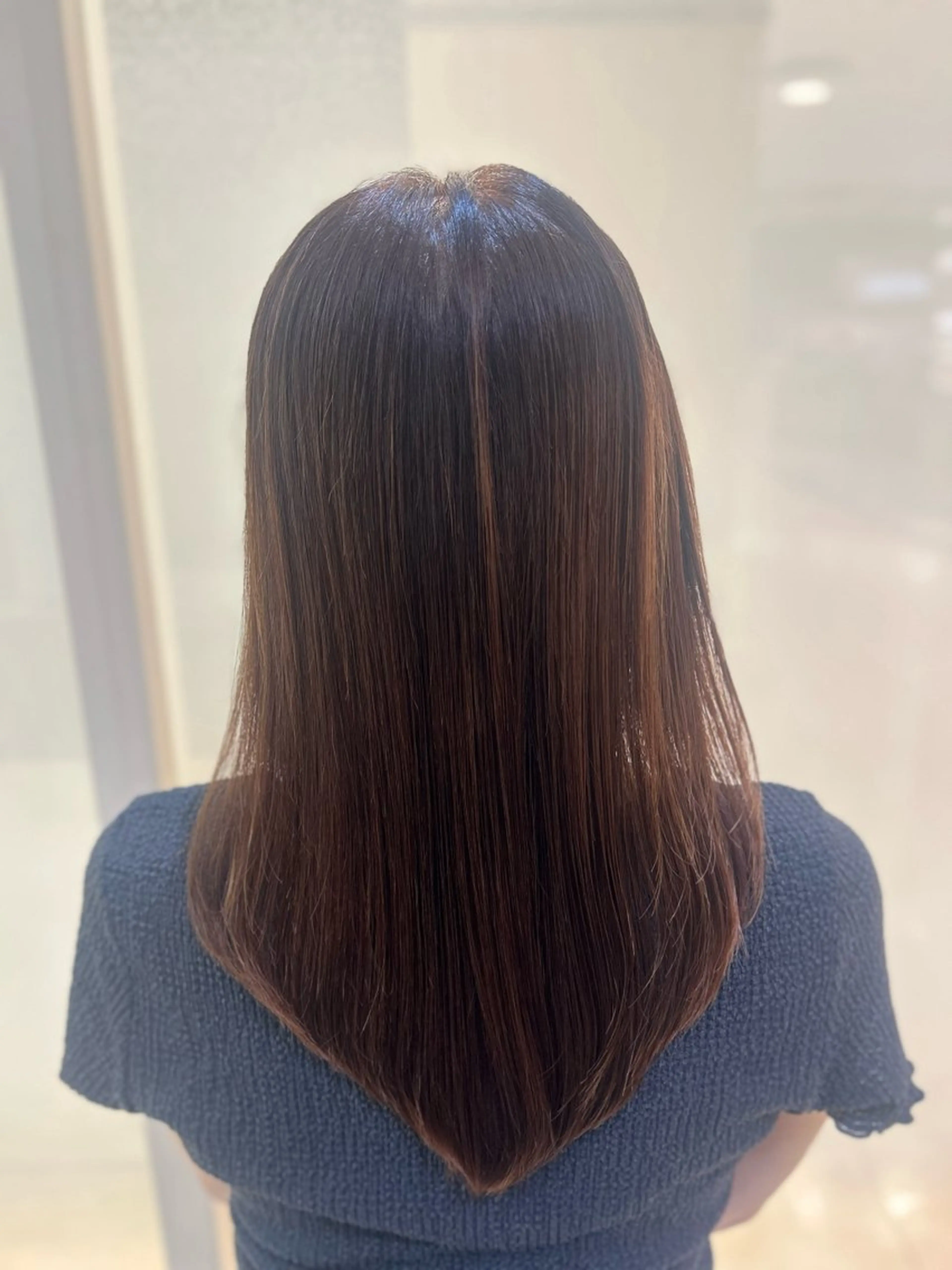 セミロング カラー カット ヘアカラー トリートメント 艶質改善/縮毛矯正 ササキナツミのヘアスタイル