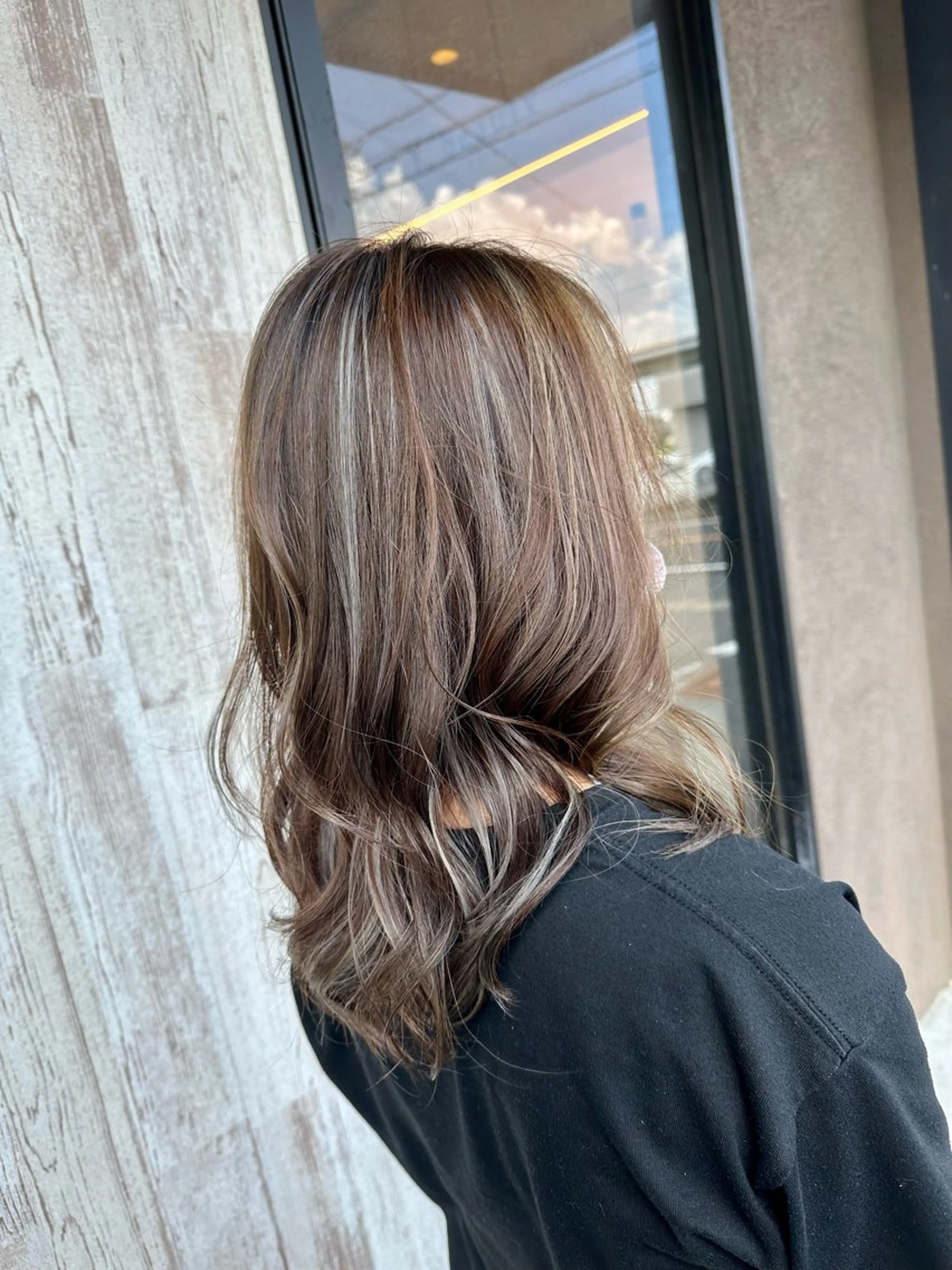 セミロング カット ヘアカラー レイビューティー豊田 丸山店アシスタントのヘアスタイル