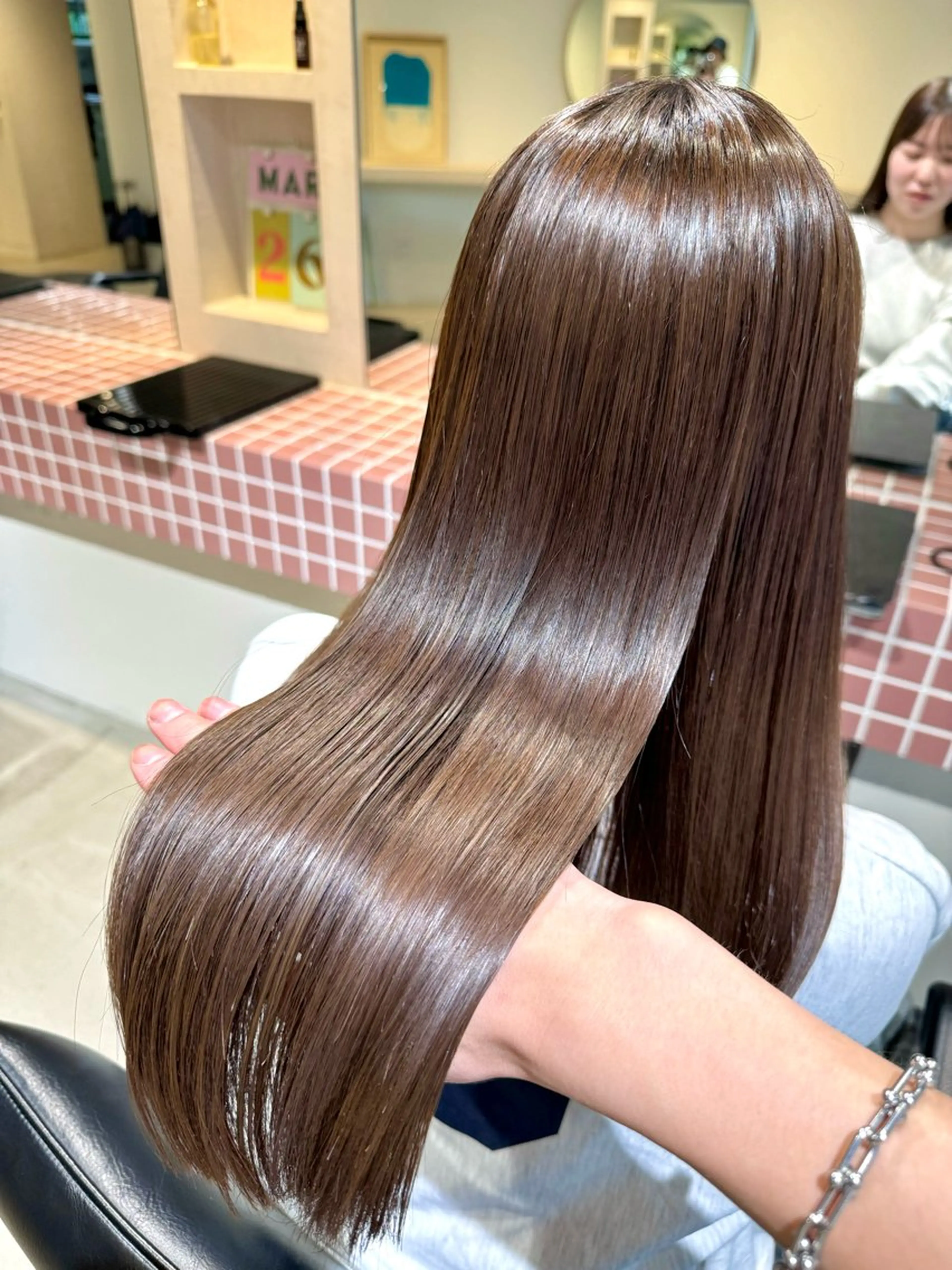 ロング アッシュ ボブ 髪質改善 レイヤーカット ロング eto所属・髪質改善スペシャリス ト長尾勇弥/梅田中津のヘアスタイル