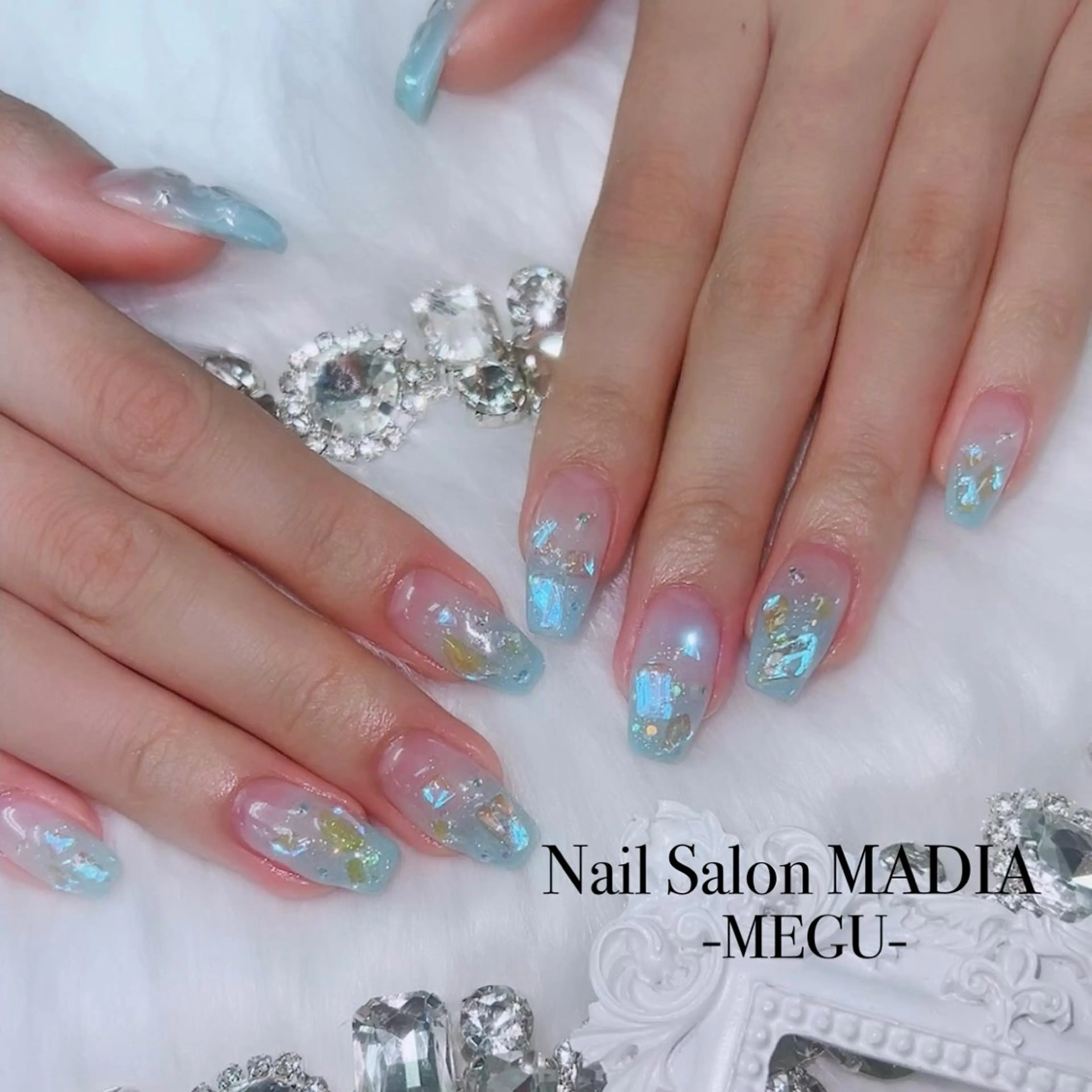 ネイル MADIA藤沢所属・MADIA MEGUのネイルデザイン