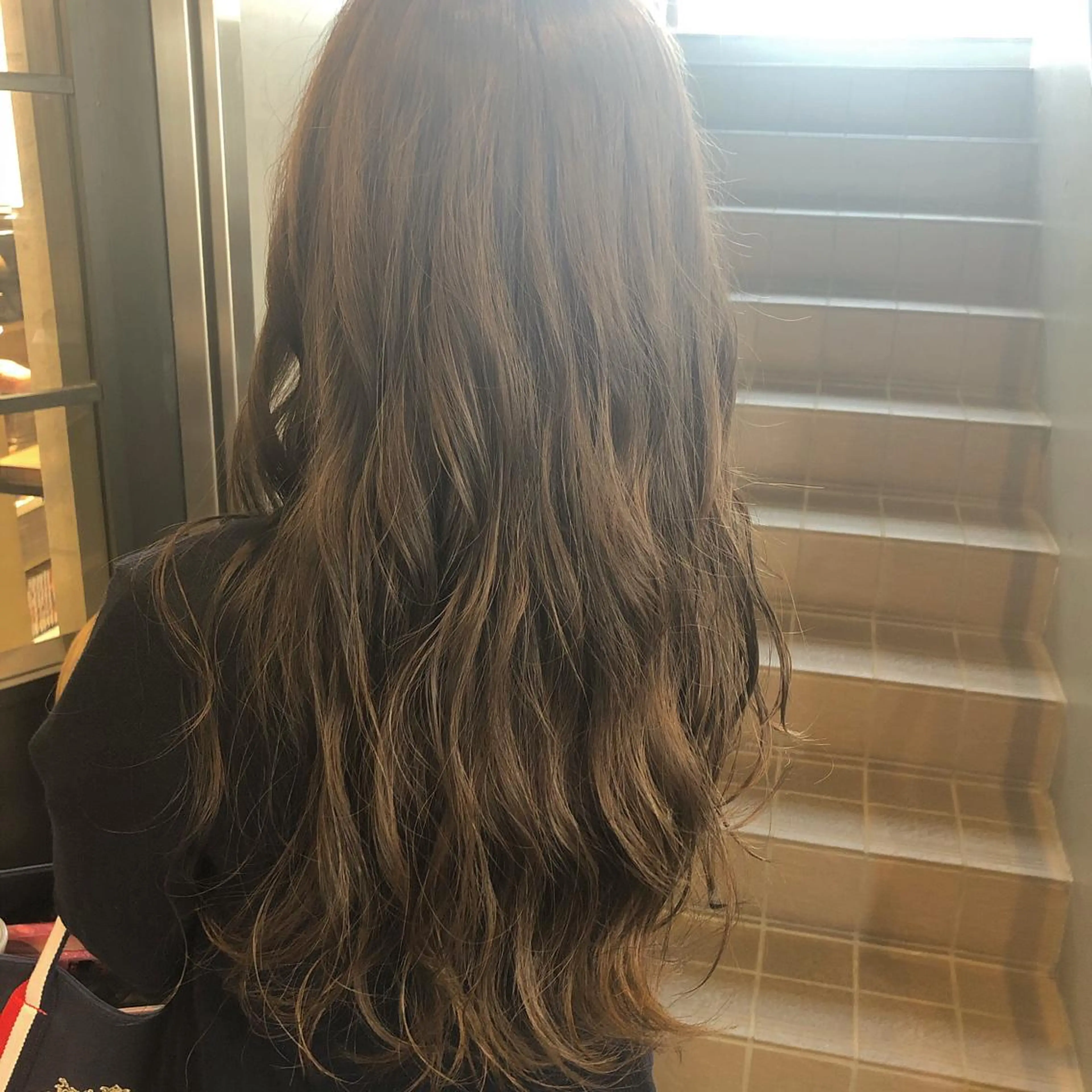ロング カラー カット ヘアカラー トリートメント 土屋 愛海のヘアスタイル