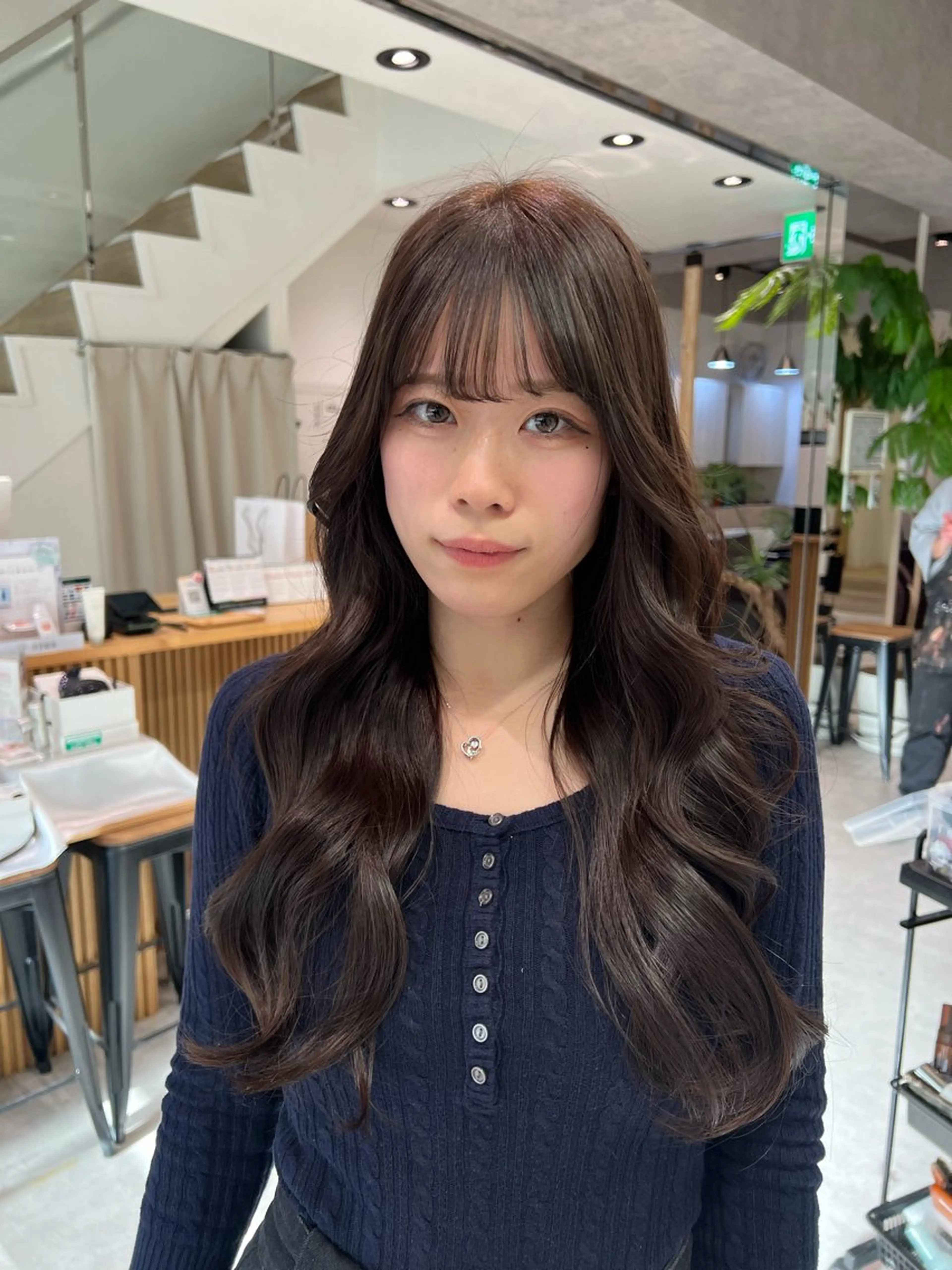 ロング カラー カット ヘアカラー トリートメント ダブルカラーブリーチ 髪質改善　縮毛矯正のヘアスタイル