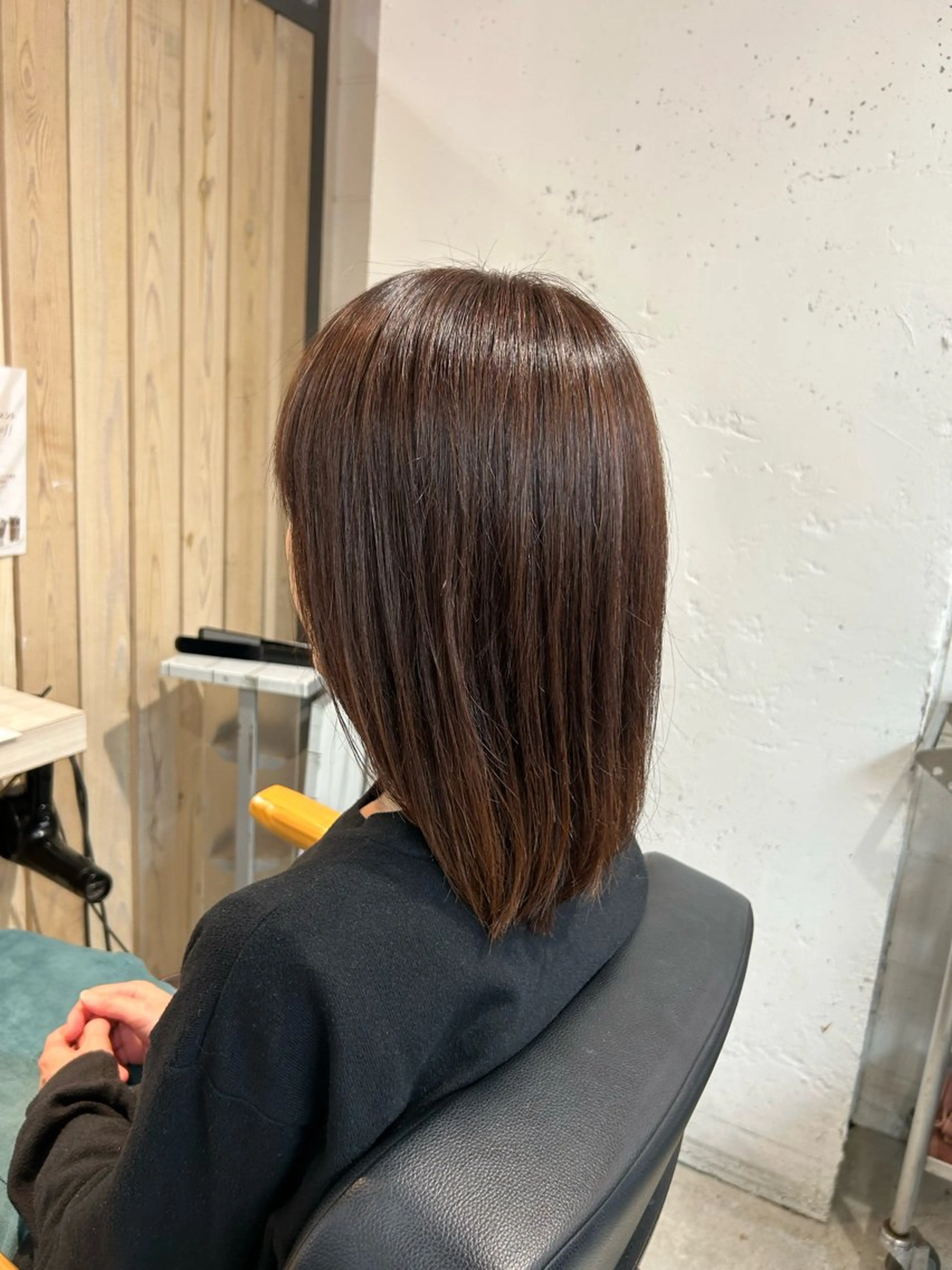 ミディアム 森 京加のヘアスタイル