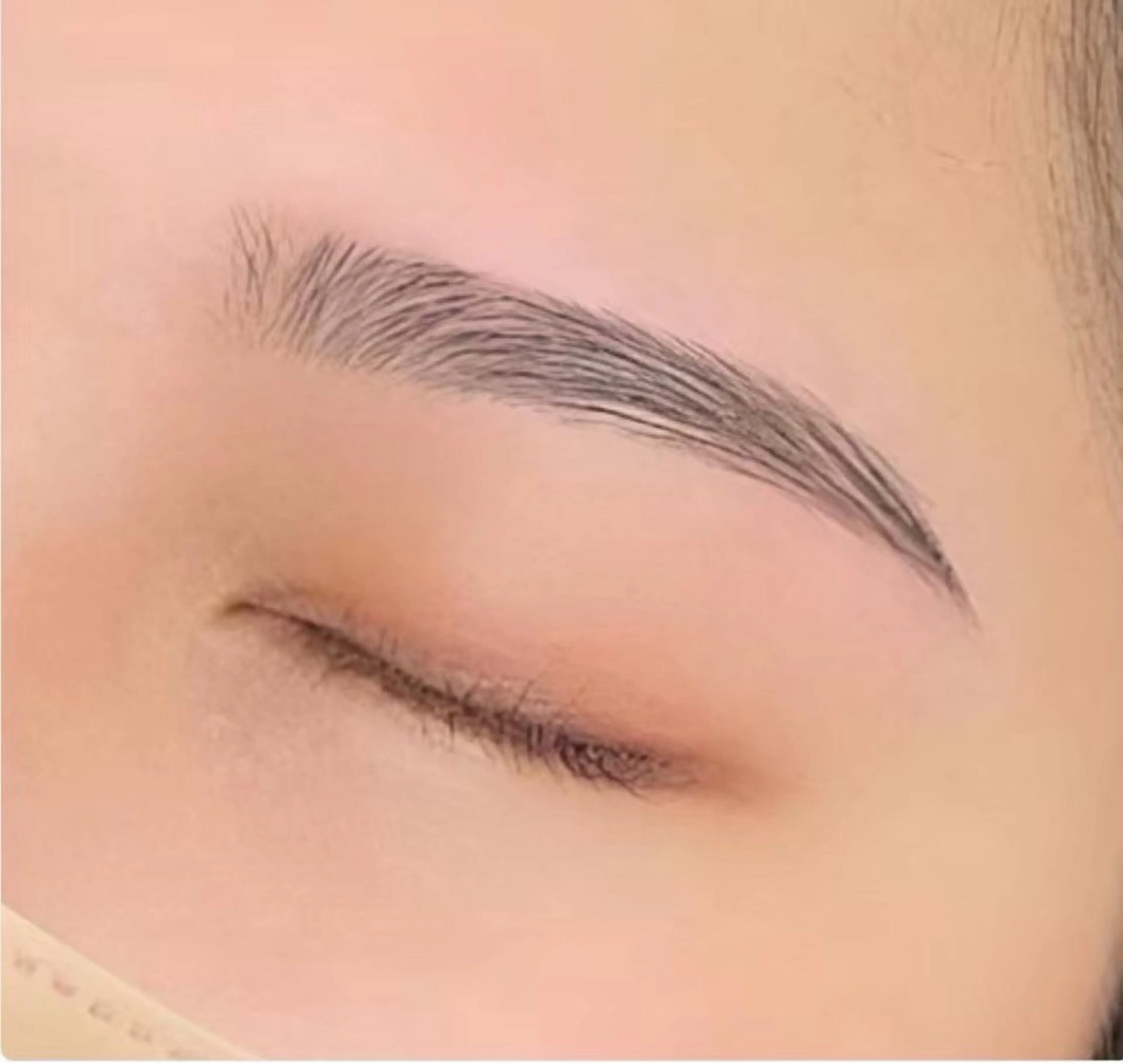 <撮影モデル様募集>眉毛Waxスタイリング〜顔写真撮影可能な方のみ〜の写真