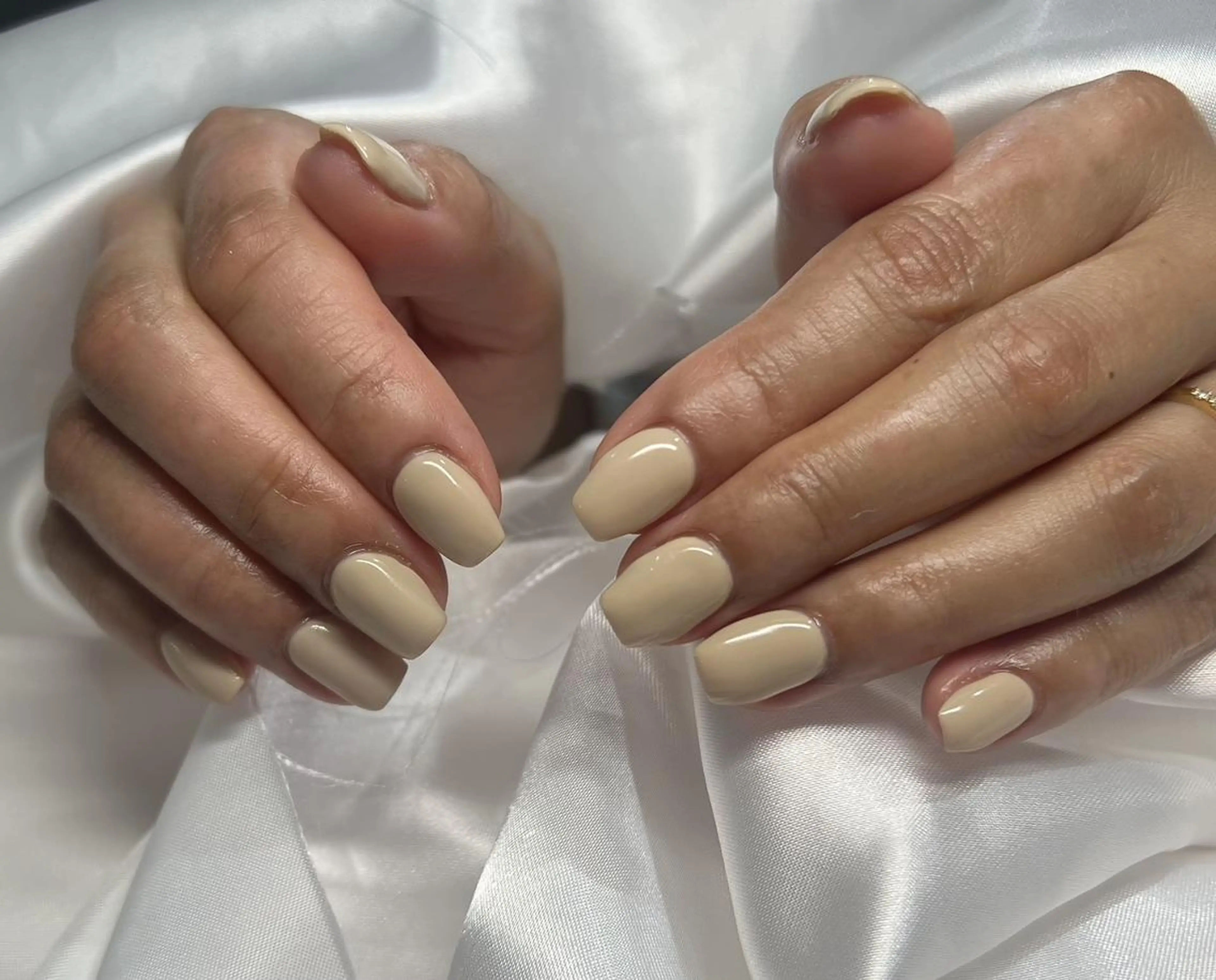 ネイル ハンドネイル ハンドケア SalonLinda Mayumiのネイルデザイン