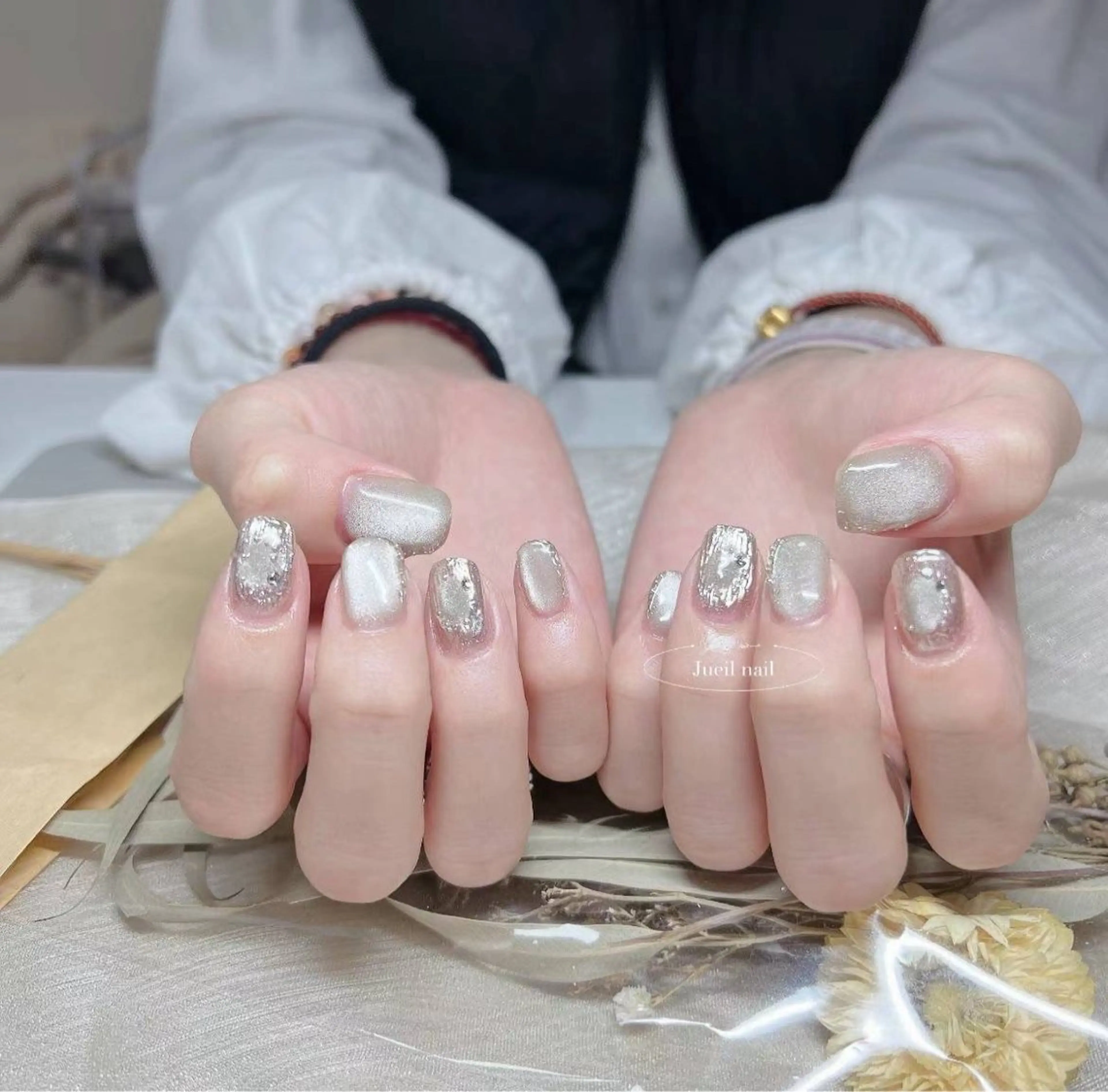 ネイル ハンドネイル KURE ISAKIのネイルデザイン