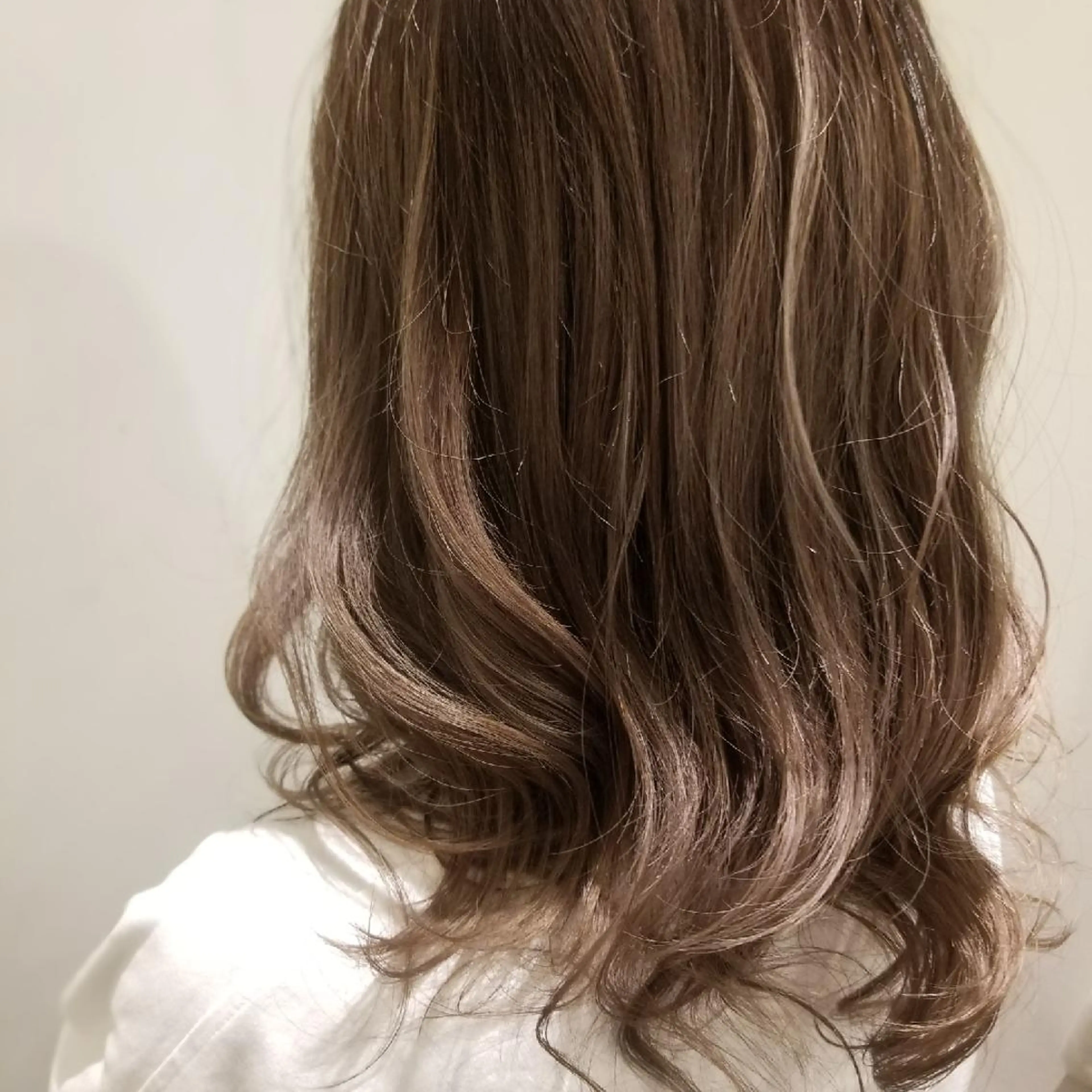 ミディアム カラー 501 HAIR studio所属・22時迄営業サロン⭐ YASUHIRO🌿の眉毛・アイブロウイメージ