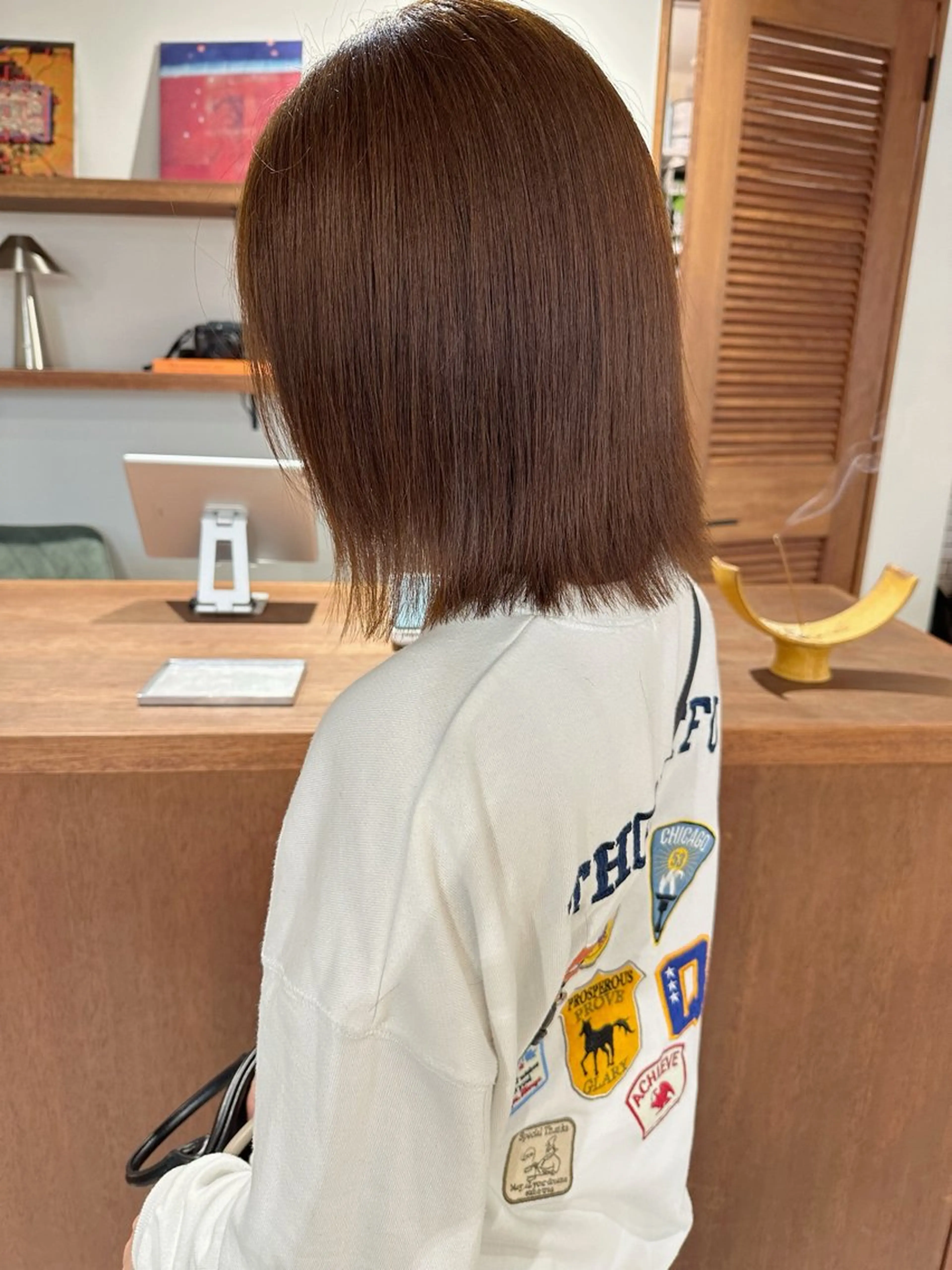ミディアム 切りっぱなしボブ ボブ カット ヘアカラー トリートメント her所属・ボブ/大人ボブ/ kaitoのヘアスタイル