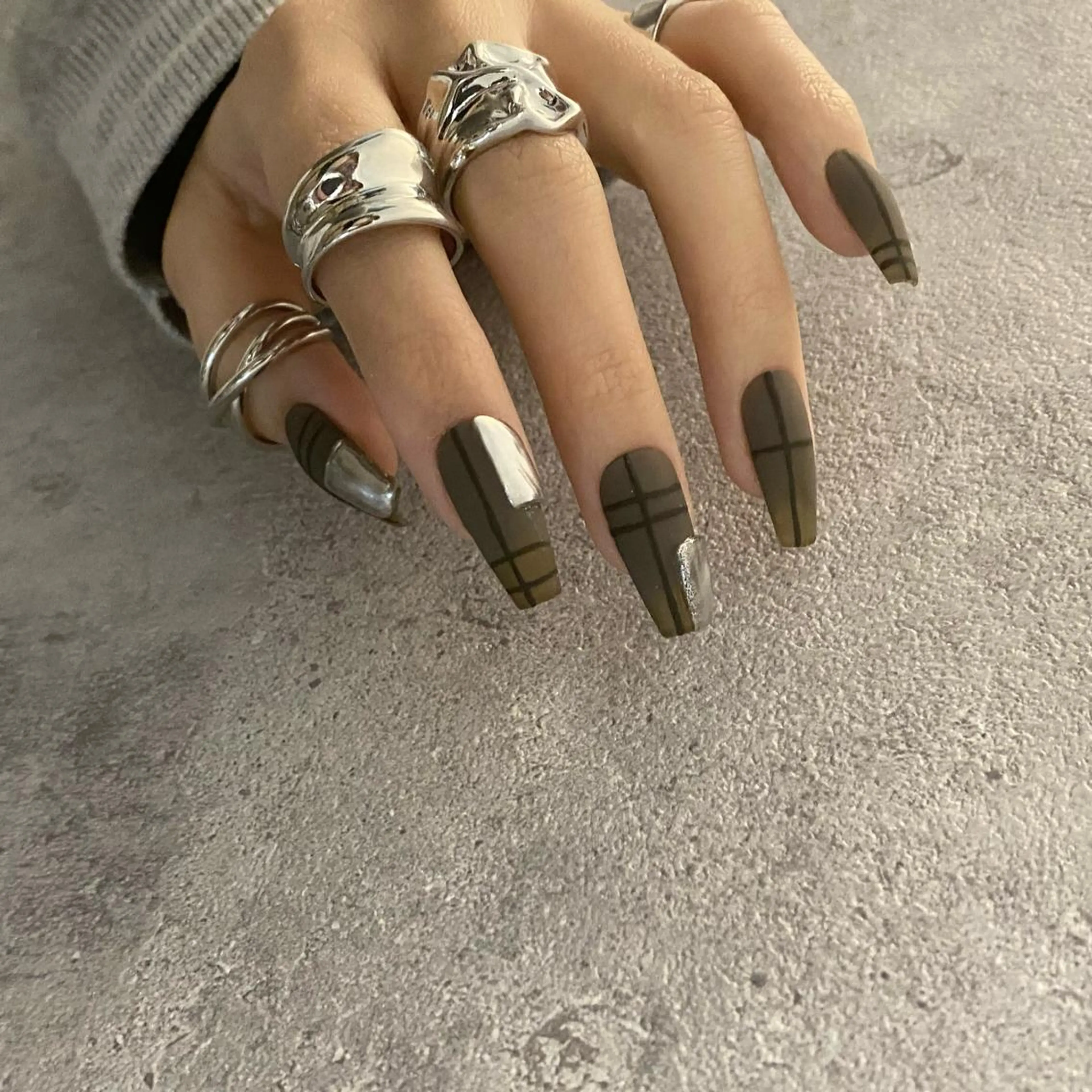 ネイル Ray. /綺麗目ニュアンスのネイルデザイン