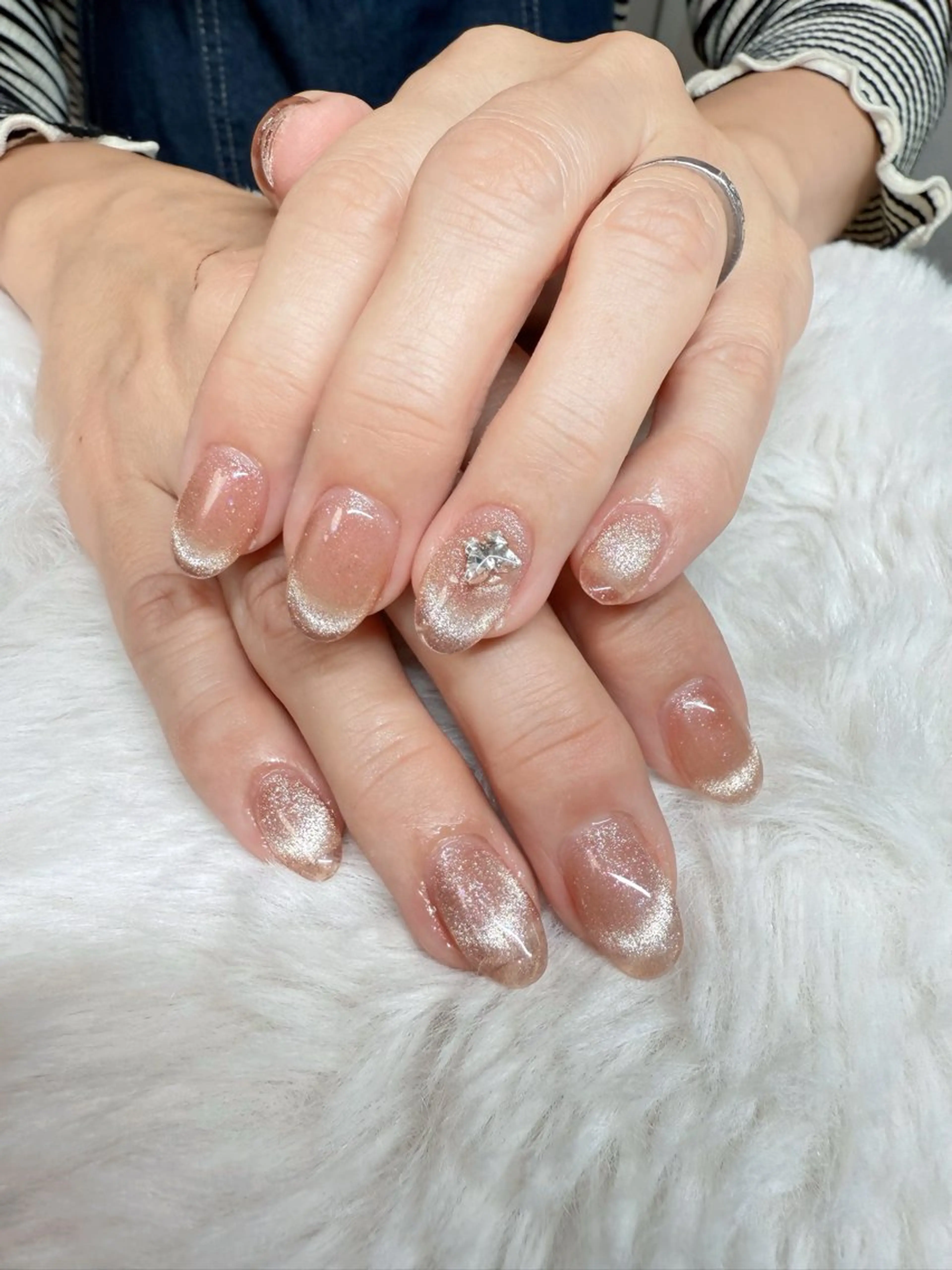 ネイル ハンドネイル ハンドケア リン リンのネイルデザイン