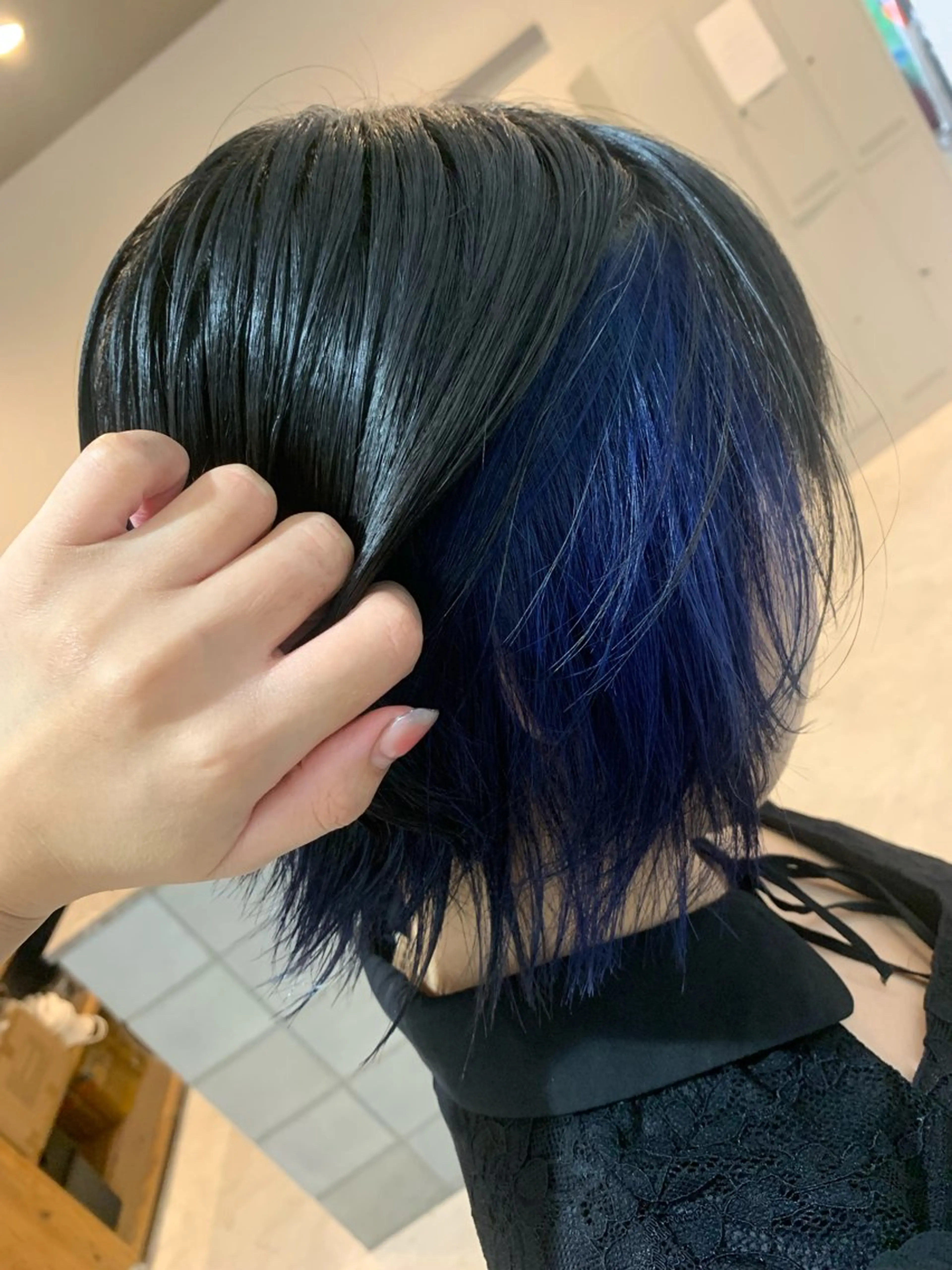 カラー インナーカラー YOMU SUZUのヘアスタイル