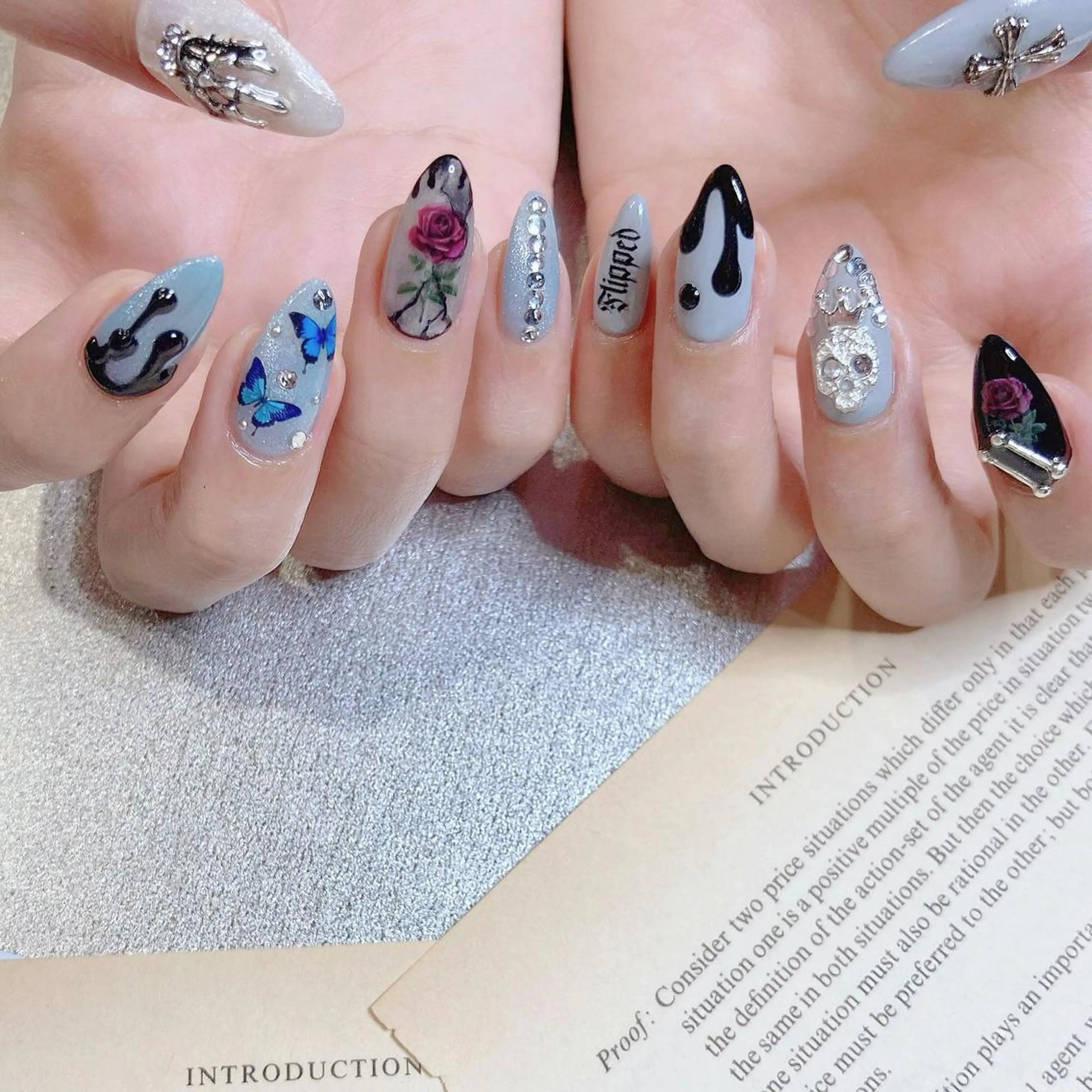 ネイル ハンドネイル NOIROUGE所属・NOI ROUGEのネイルデザイン