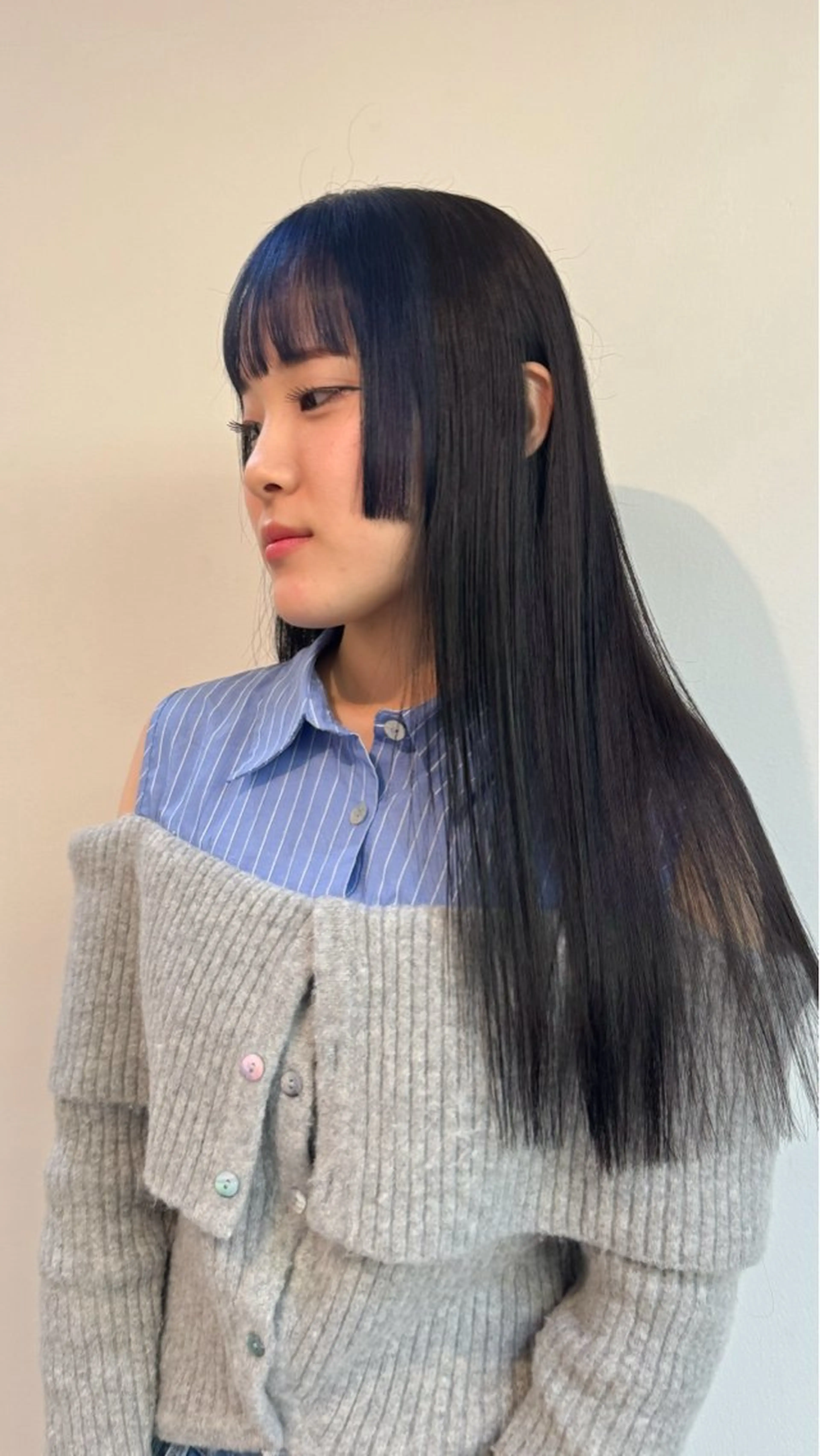 セミロング カラー 姫カット カット ヘアカラー Seeknext // Rukaのヘアスタイル
