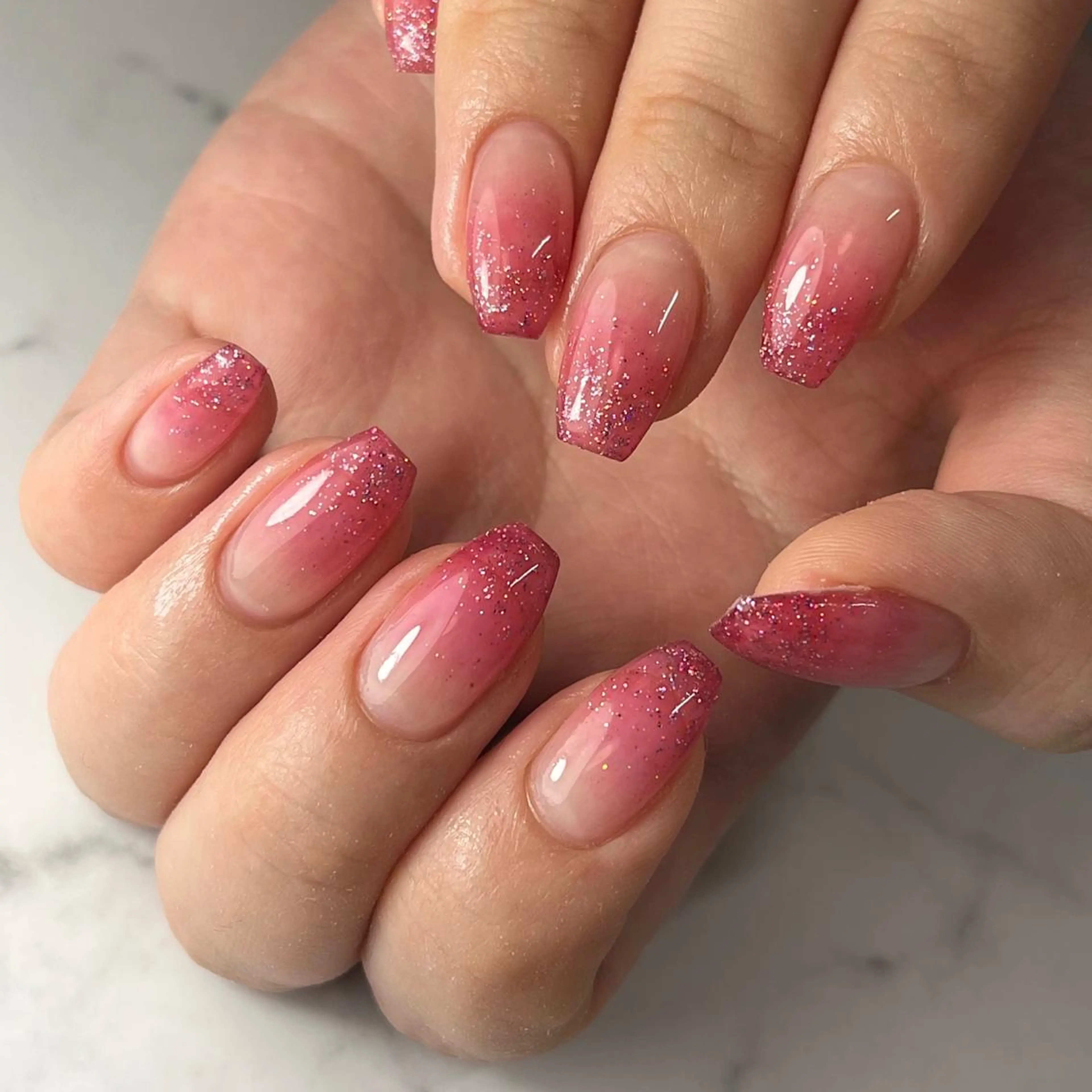 ネイル ジェルネイル グラデーション パラジェル ピンク シンプルネイル ハンドネイル NAIL NOWのネイルデザイン