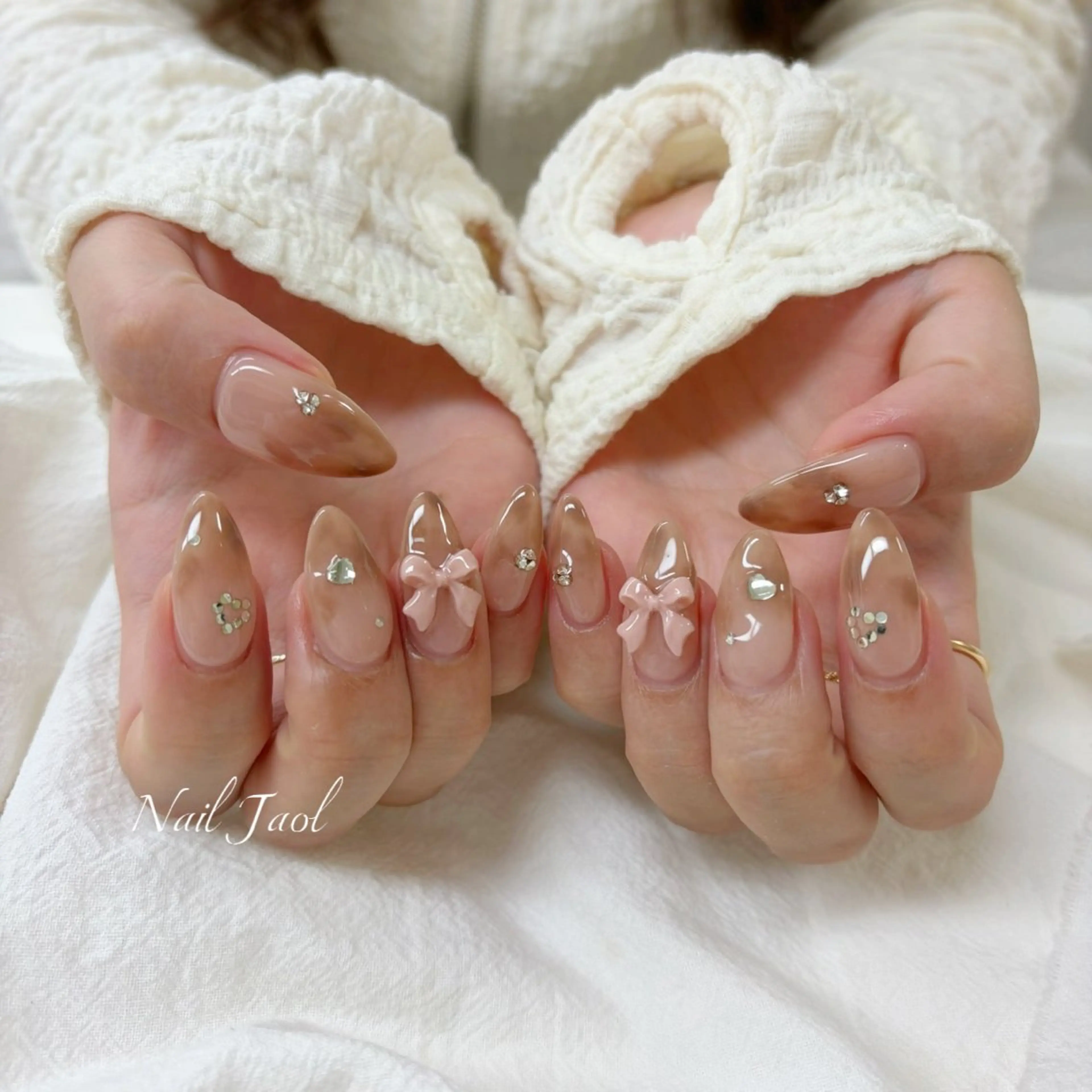 セミロング 韓国風ヘア ハンドネイル nail jaol池袋店所属・ネイルJaol 池袋のネイルデザイン