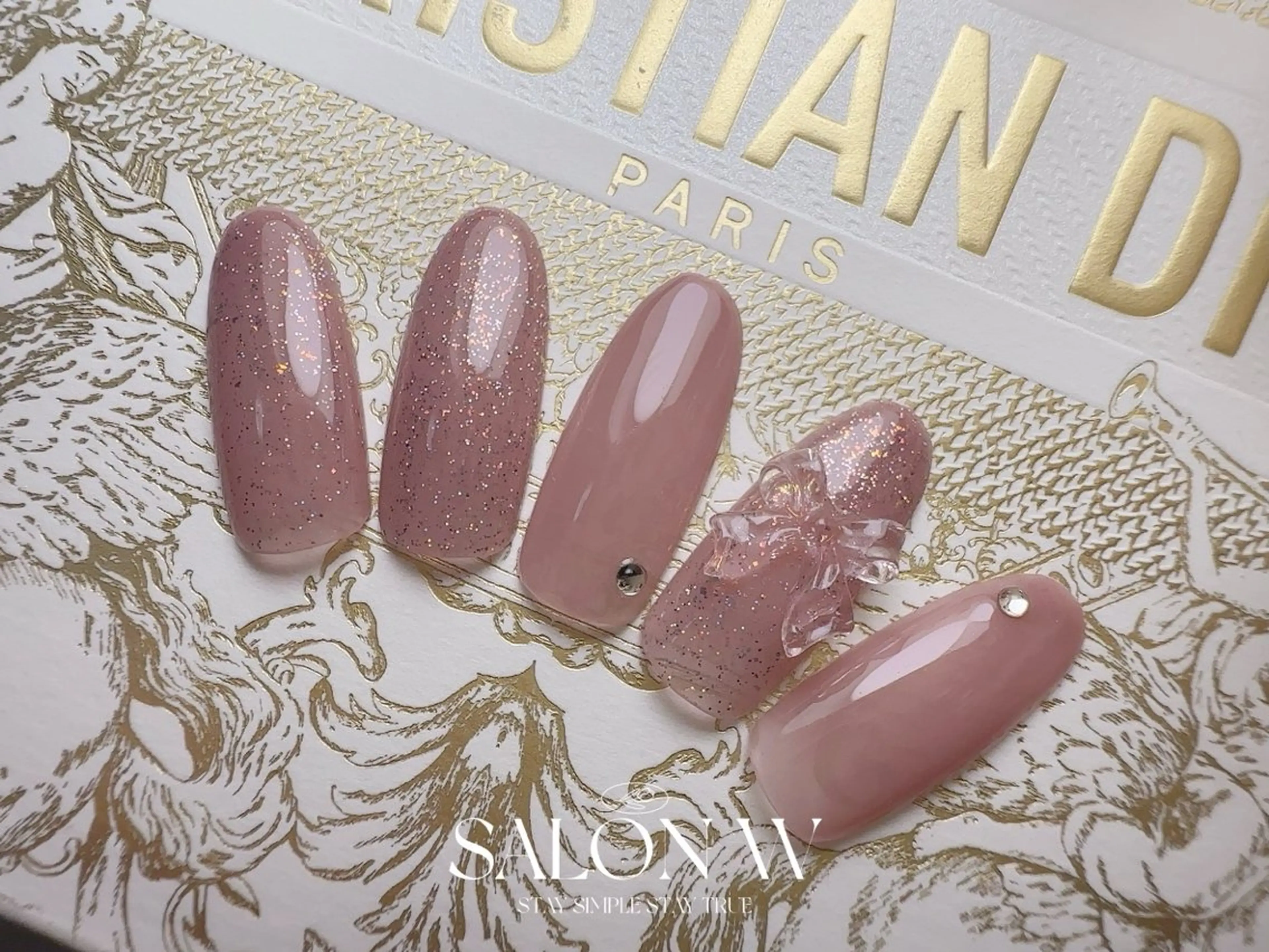 ネイル SALON W✨ AKANEのネイルデザイン