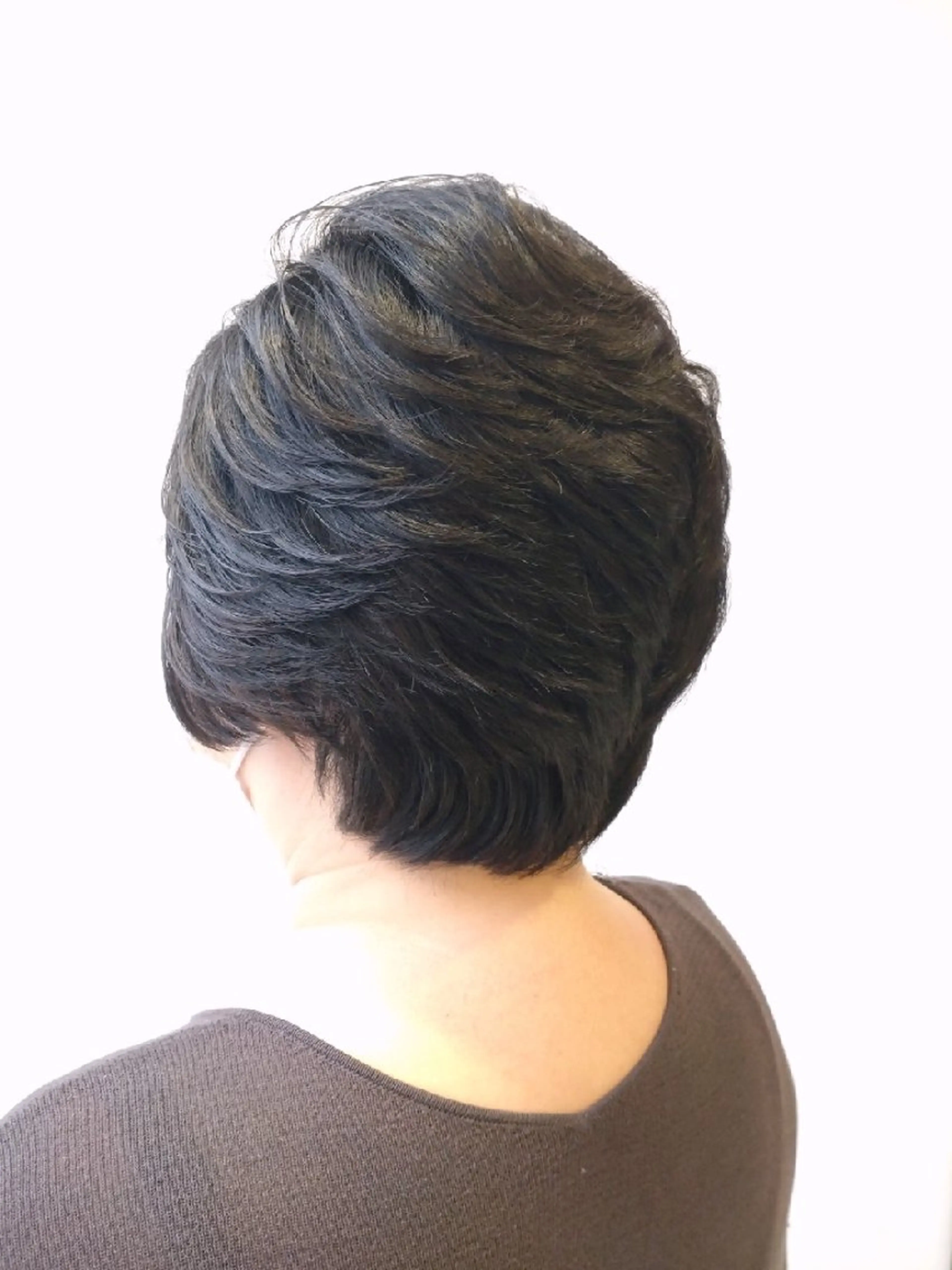 ショート カラー カット ヘアカラー トリートメント SAKUMA お手入れ簡単ヘアのヘアスタイル