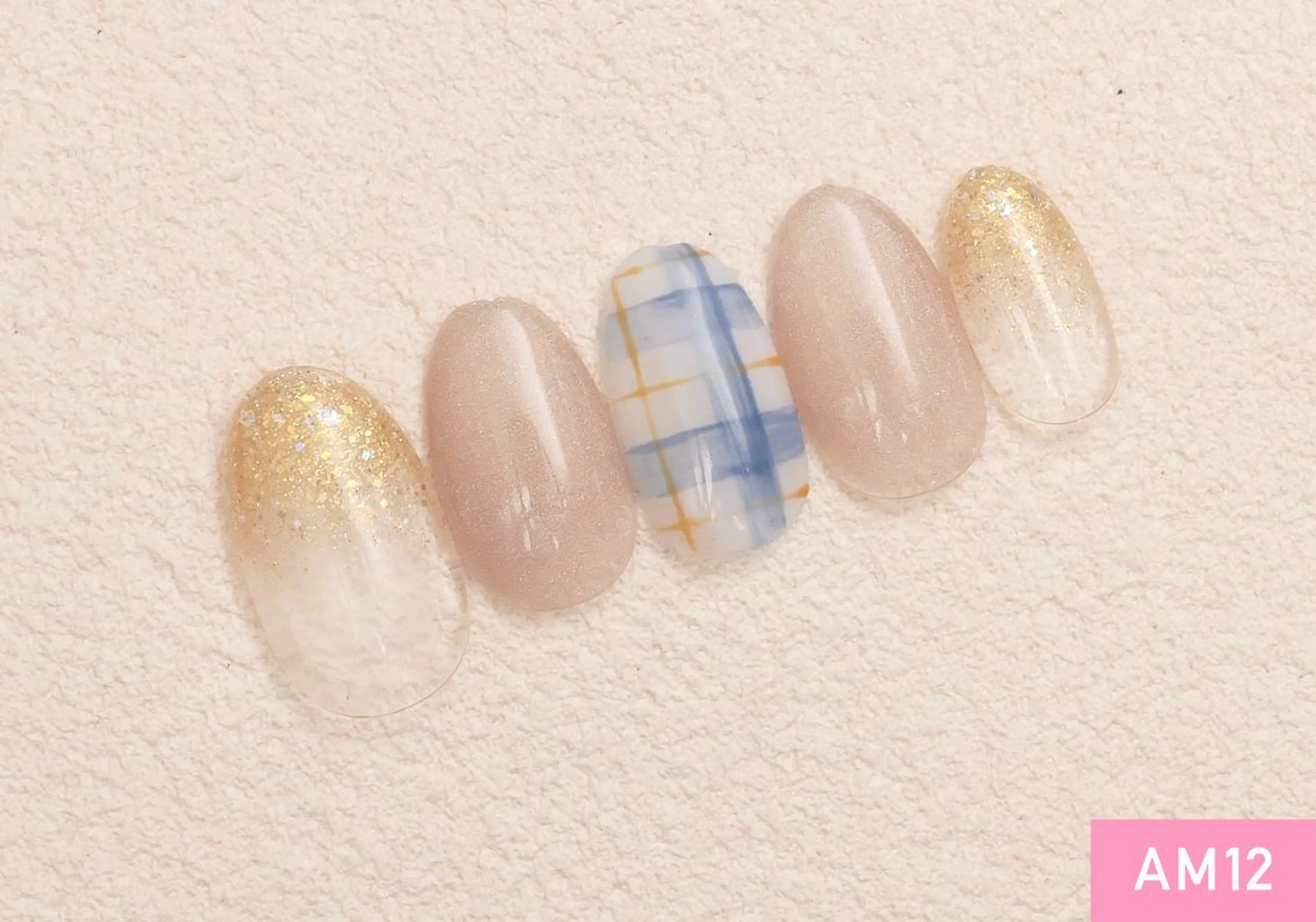 ネイル シルバー 新橋 ゆなのネイルデザイン