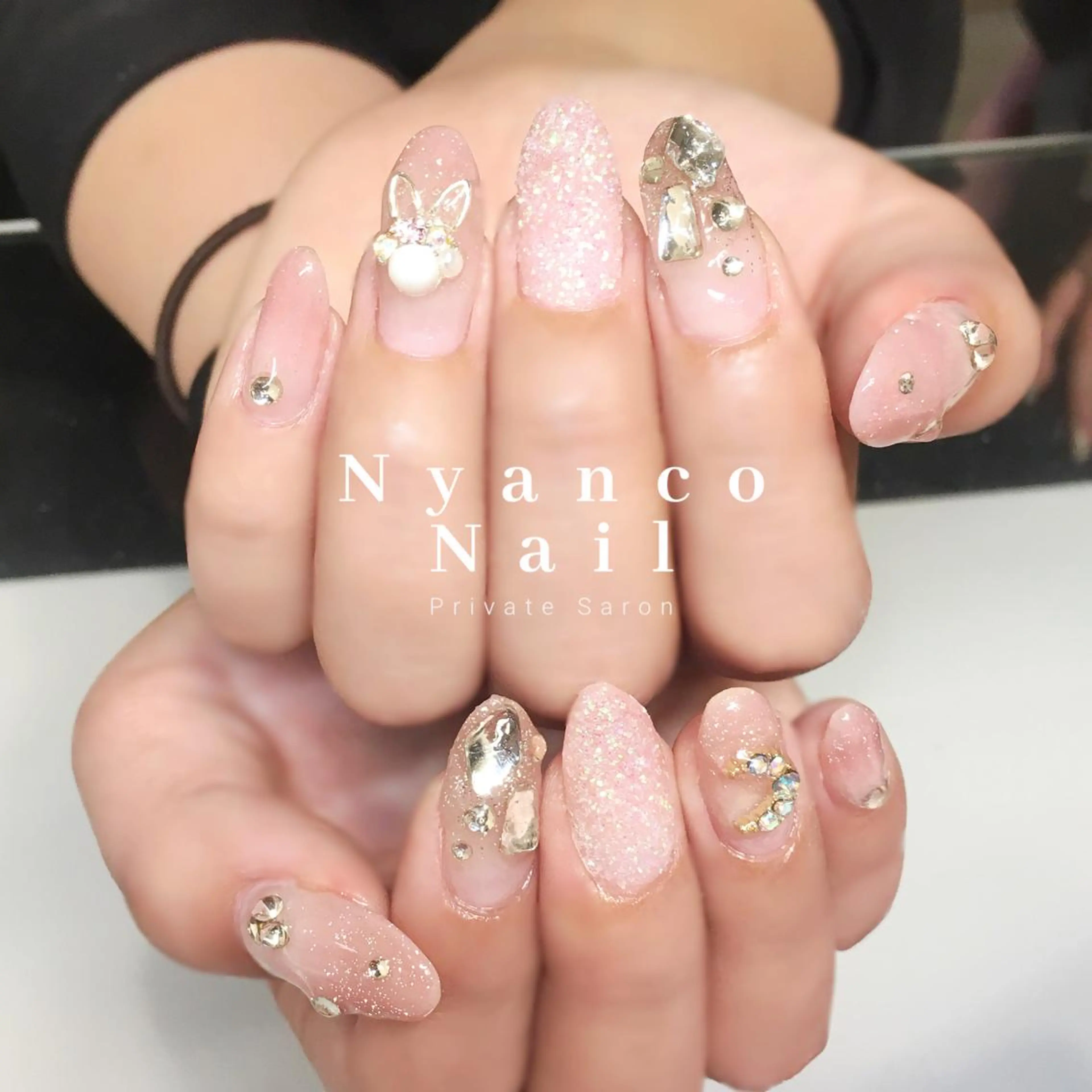 ネイル ジェルネイル グラデーション キラキラネイル 春ネイル ワンホンネイル Nyanco Nailのネイルデザイン