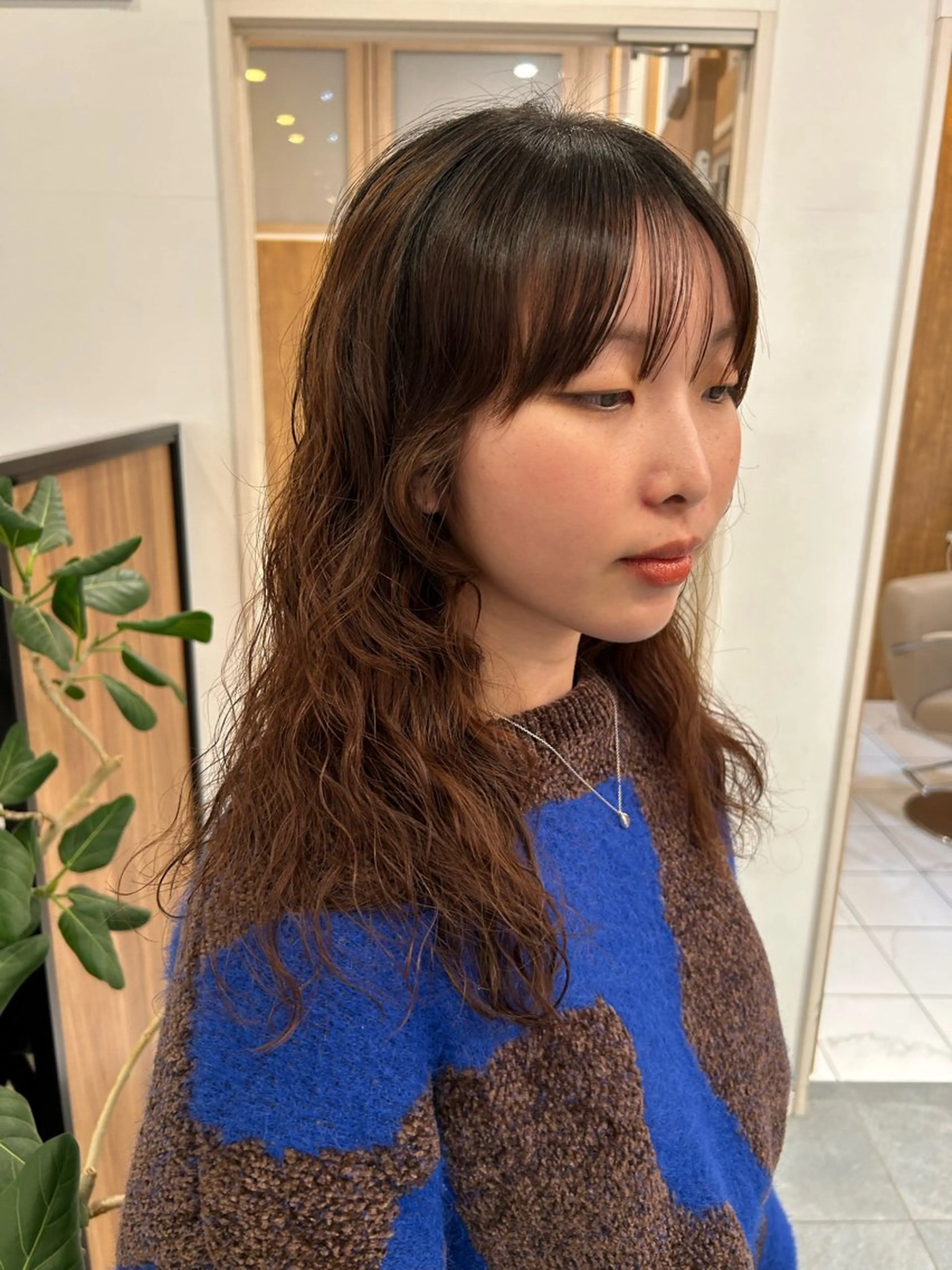 ミディアム パーマ BEAUTRIUM 穂乃香のヘアスタイル