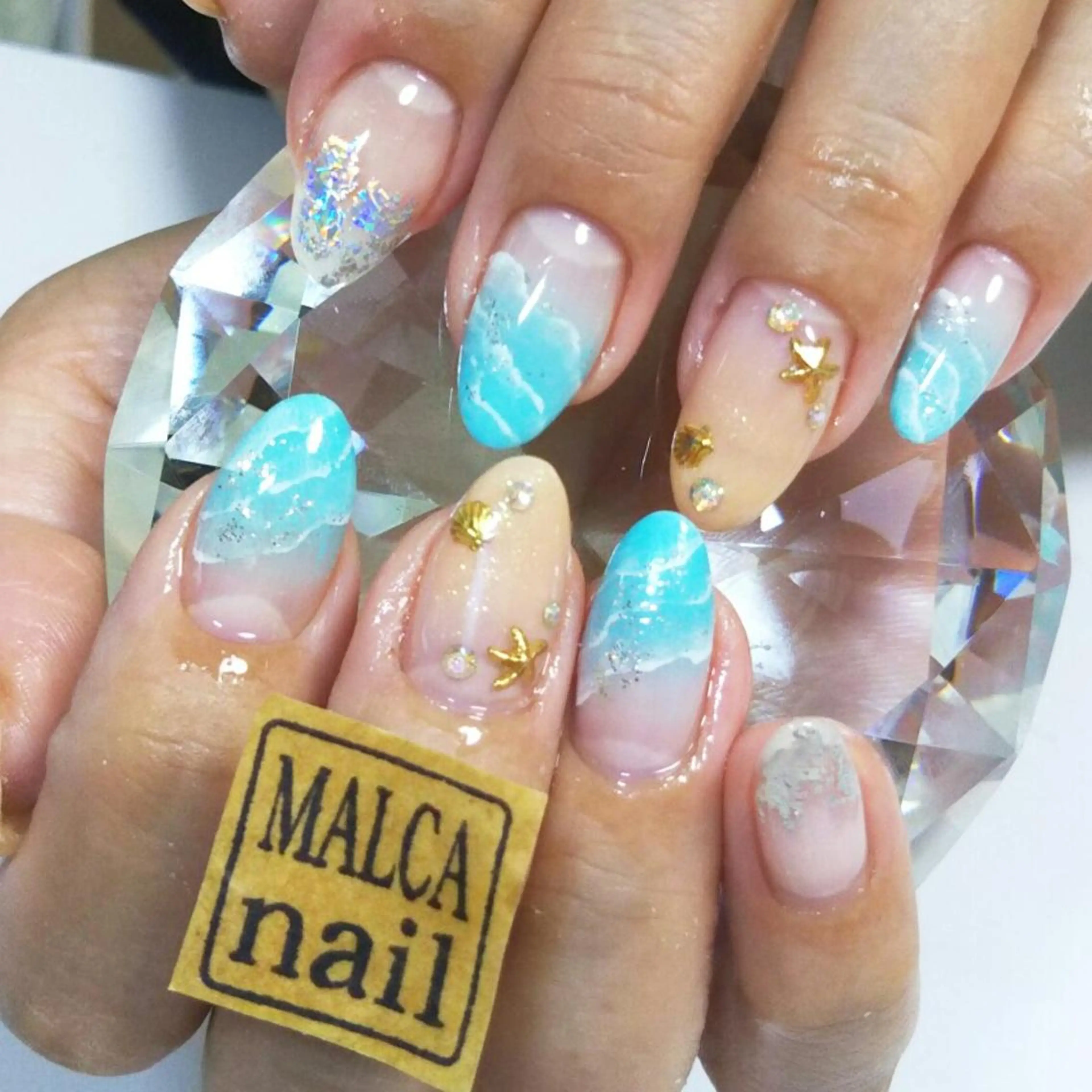 セミロング ヘアアレンジ パーマ ネイル キッズ マツエク・マツパ MALCAnail(マルカネイル)所属・荒木 莉奈のネイルデザイン