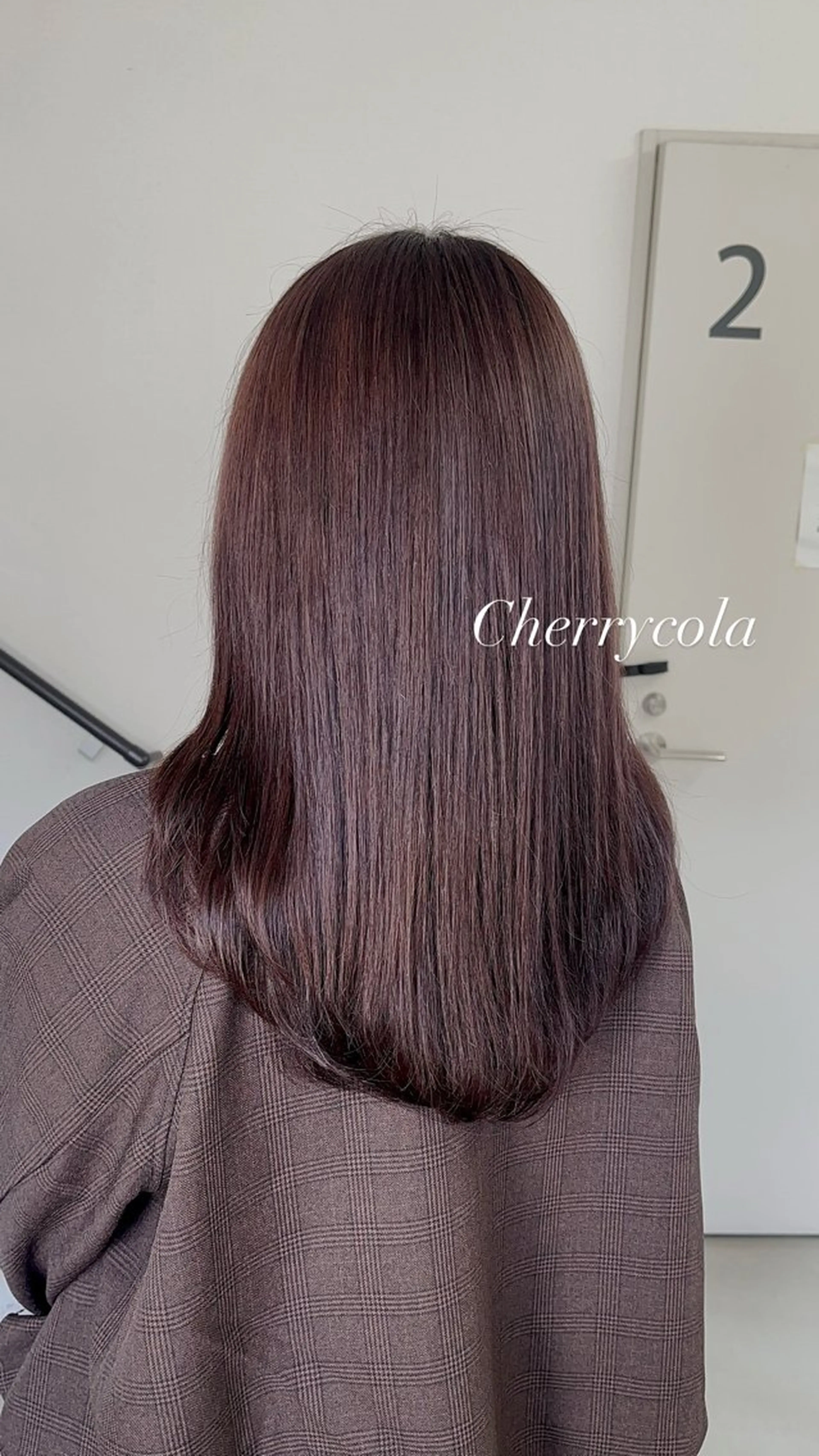 ミディアム カラー ブラウンカラー 似合わせカット やました りんのヘアスタイル