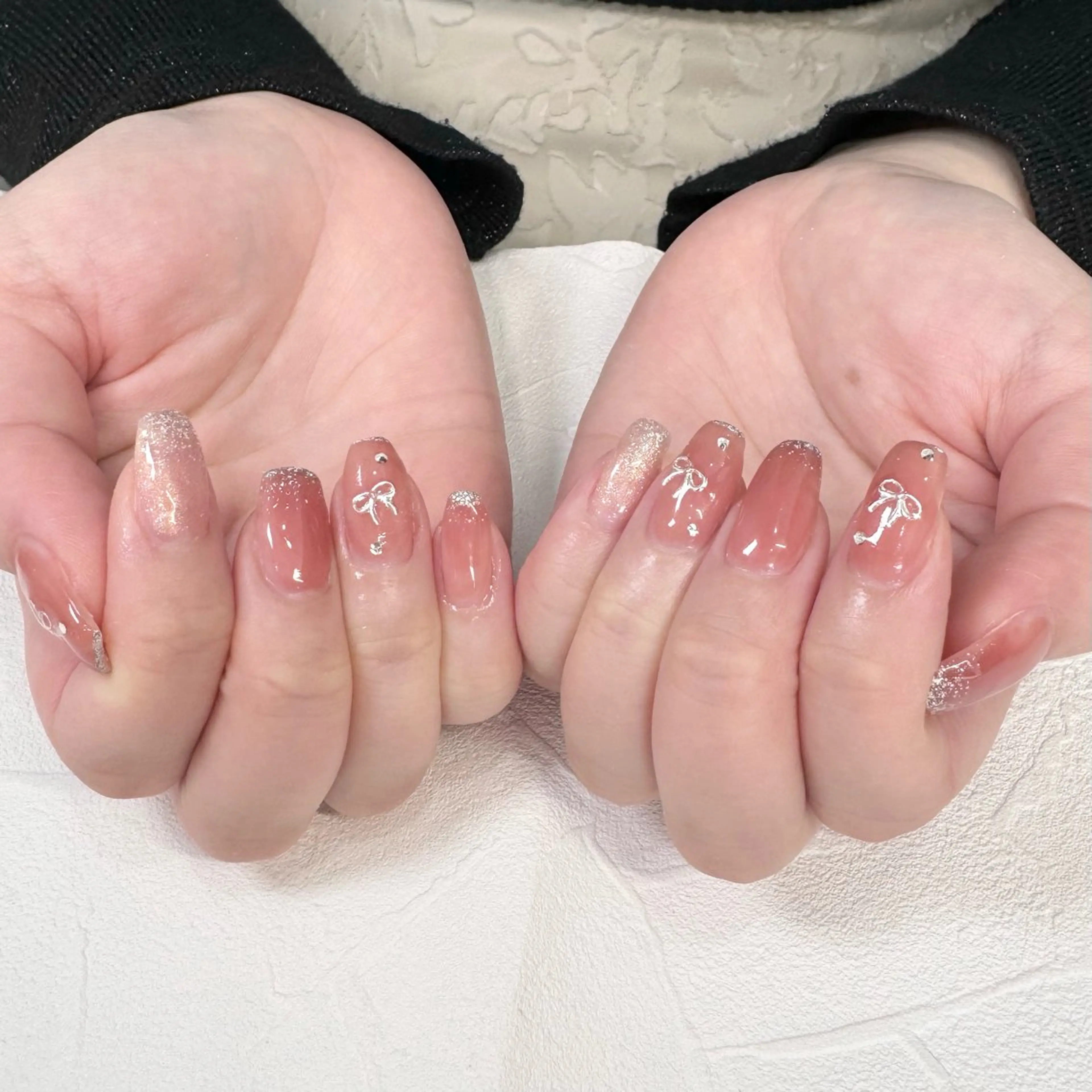 ネイル 持ち込み ハンドネイル RIEKO🍒 ワンホン♡推しネイルのネイルデザイン