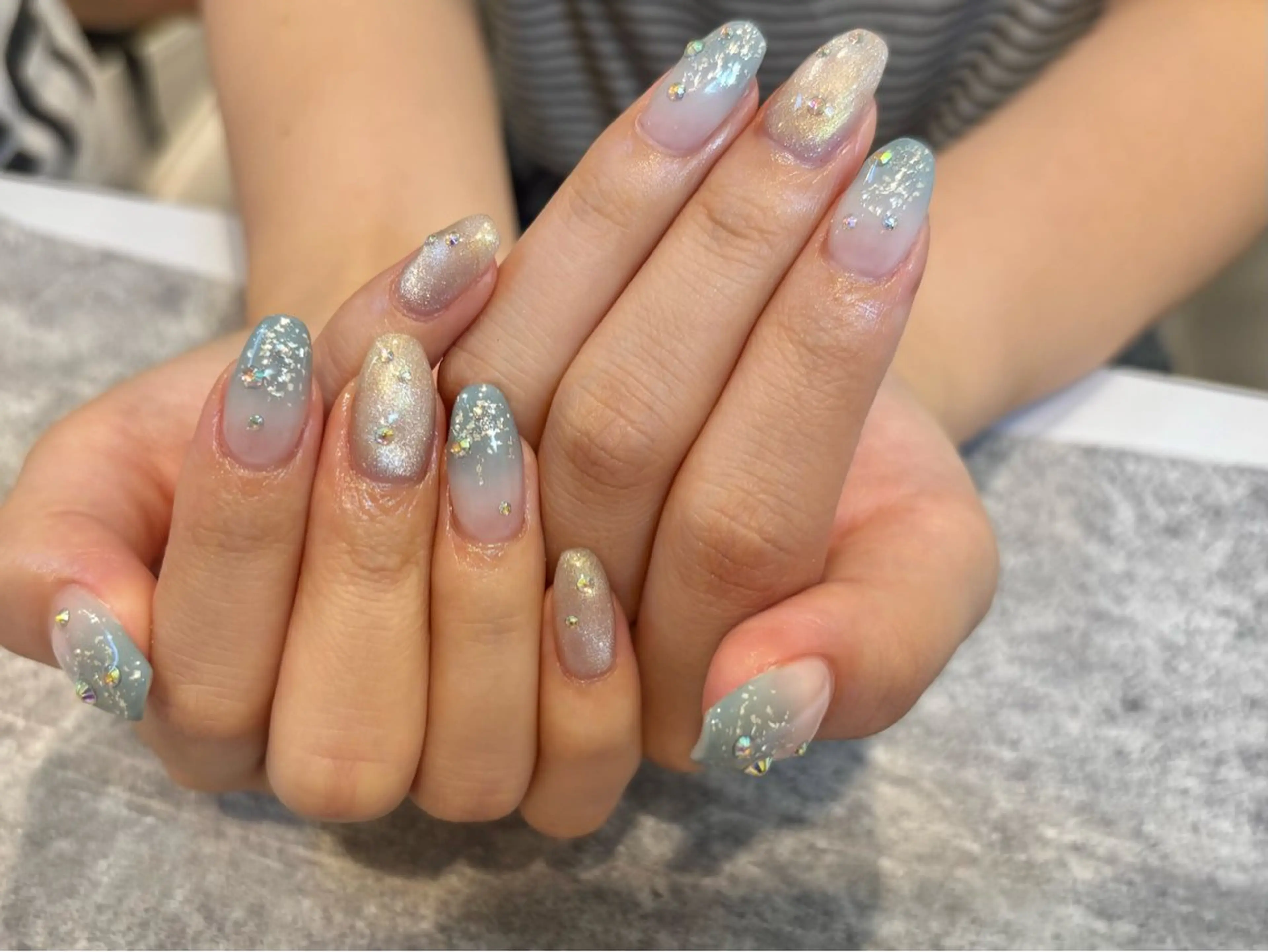 ネイル ハンドネイル AXSIA NAILのネイルデザイン