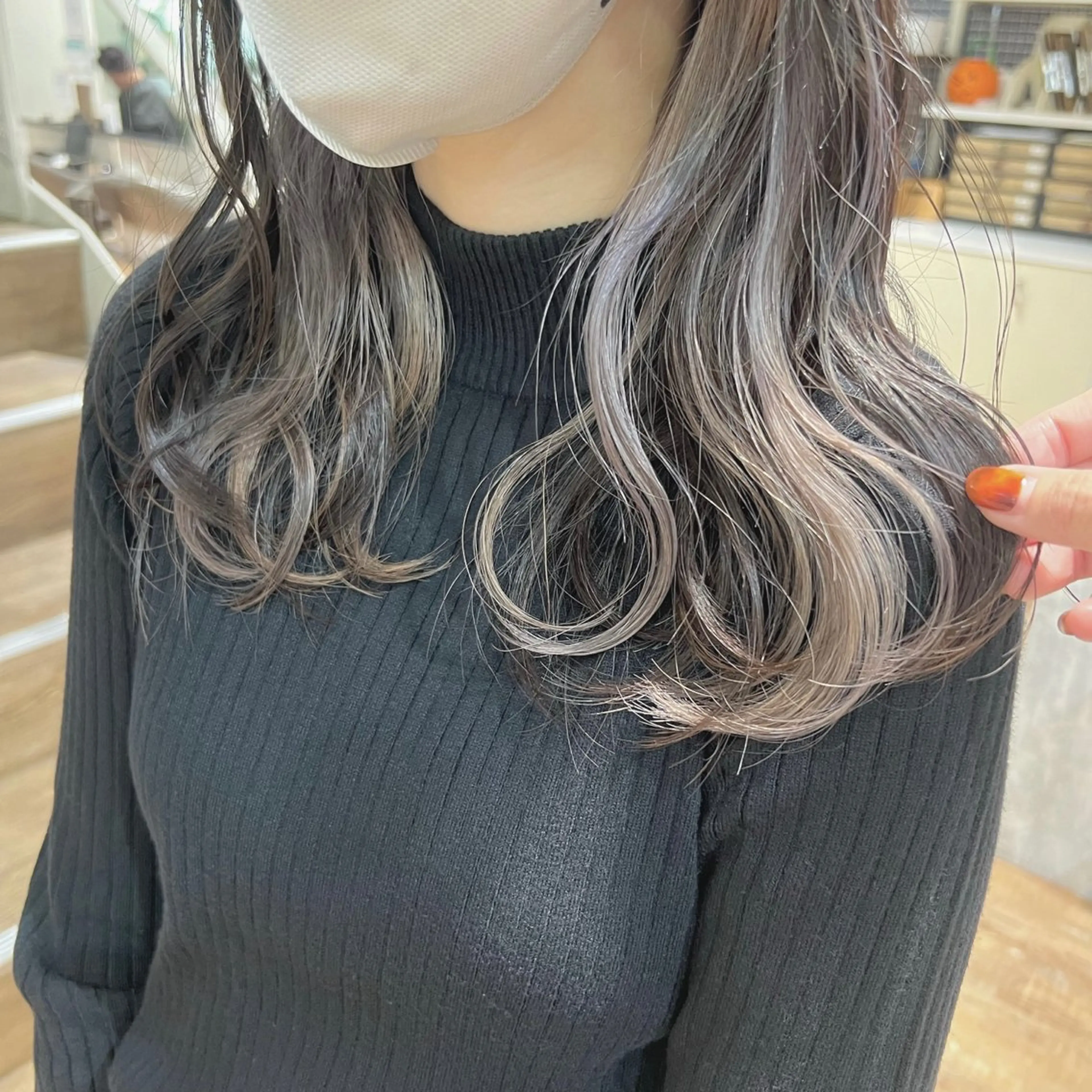 カラー ベージュカラー ブリーチ 透明感カラー イヤリングカラー グレージュ ヘアカラー インナーカラー♡ Nanakoのヘアスタイル