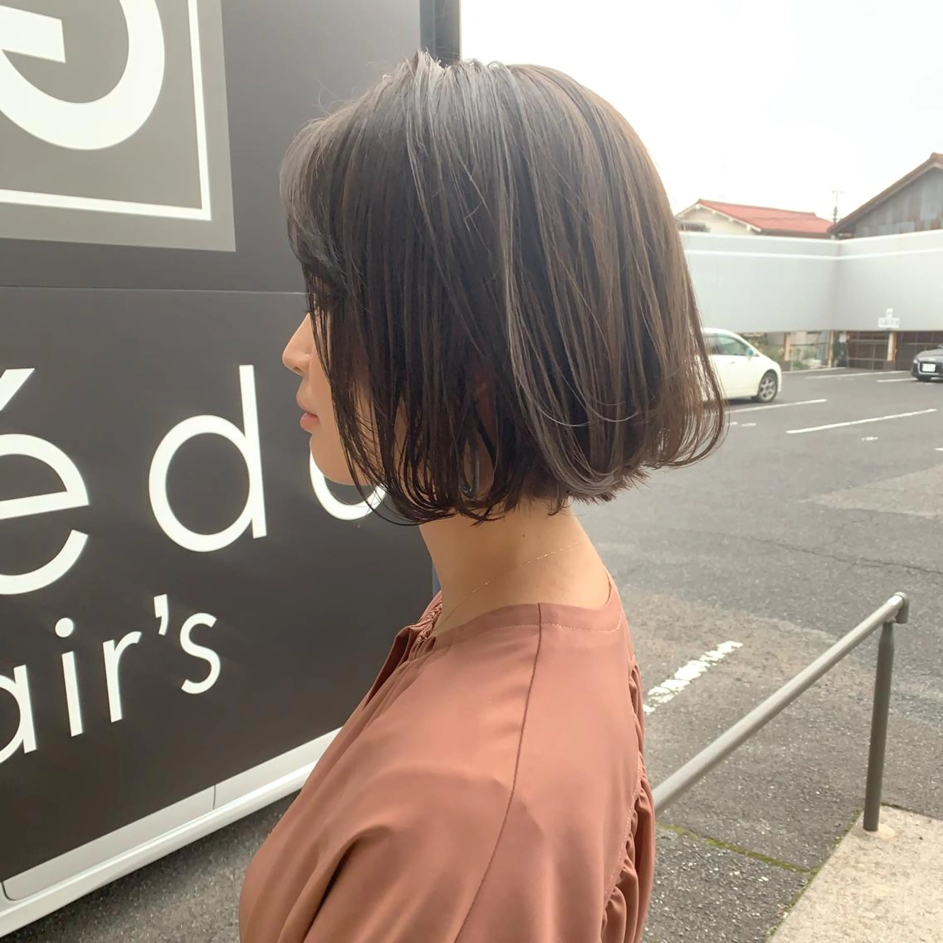 ショート カラー ボブ カット ヘアカラー トリートメント 前田 善夫のヘアスタイル