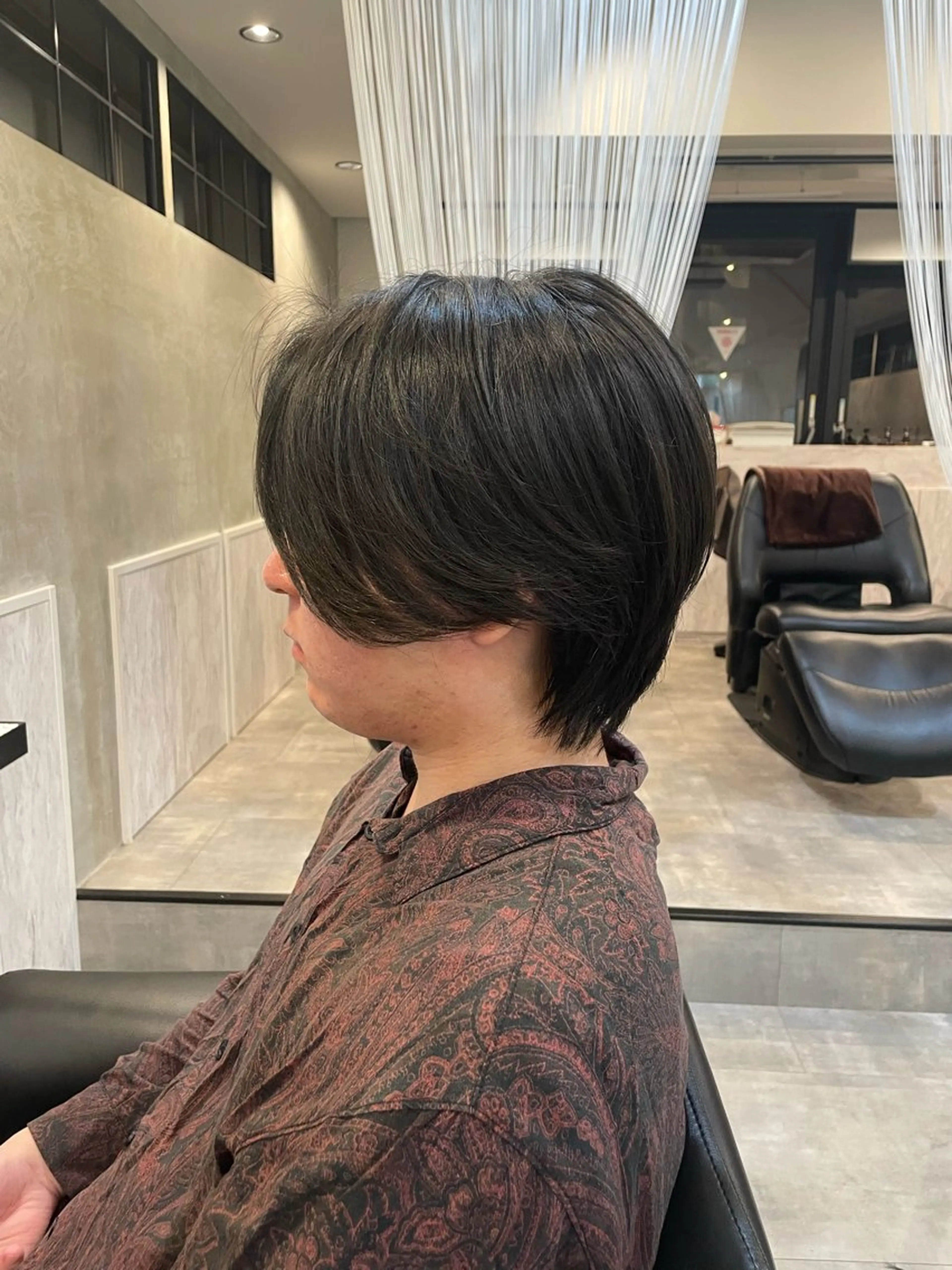 パーマ メンズ メンズウルフカット ウルフカット カット 透け感カラー🫧 加納トモヒロのヘアスタイル
