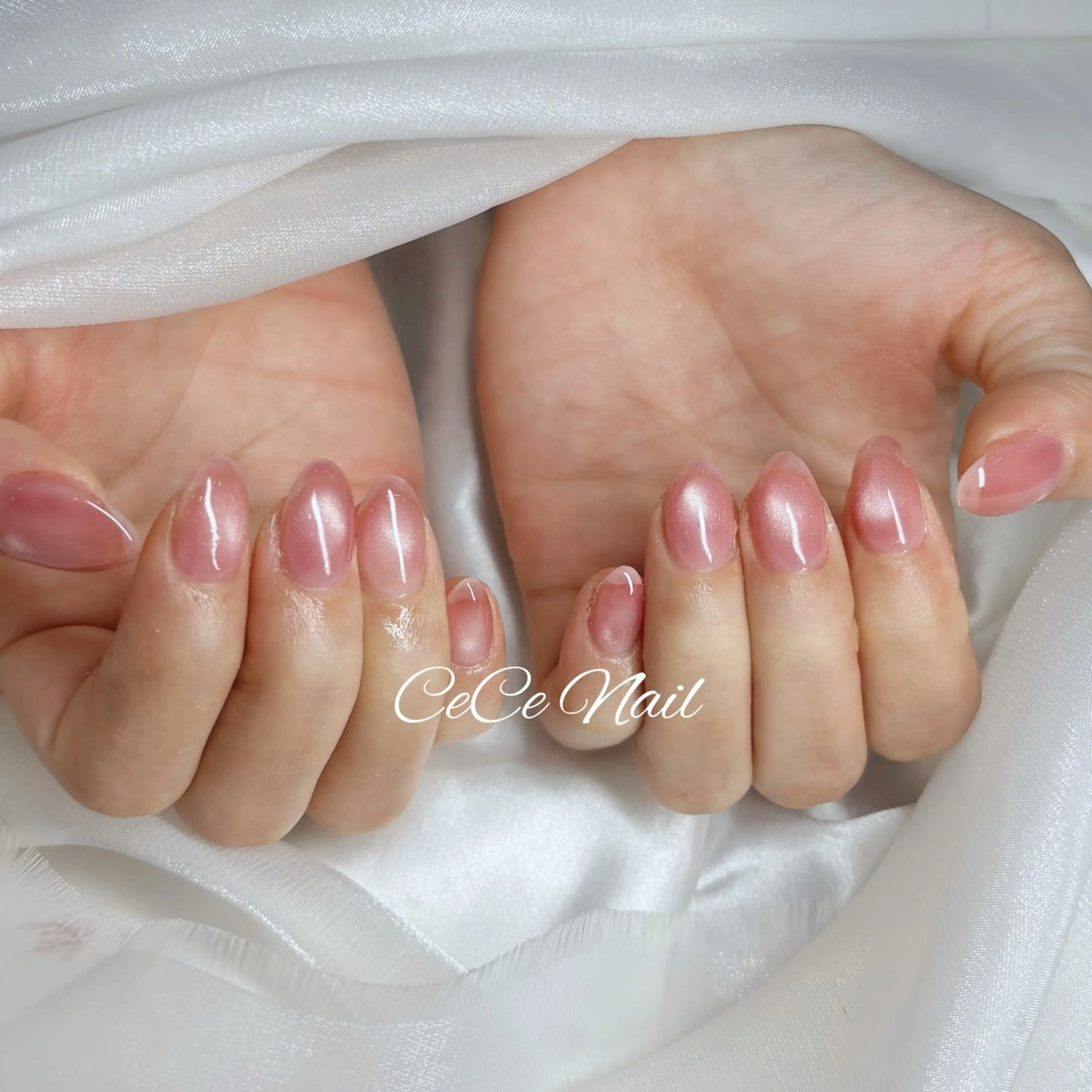 ネイル オーロラネイル 長さ出し フットネイル フレンチネイル ジェルネイル CeCe Garden所属・CeCeGarden ✨️キラキラワンホンのネイルデザイン