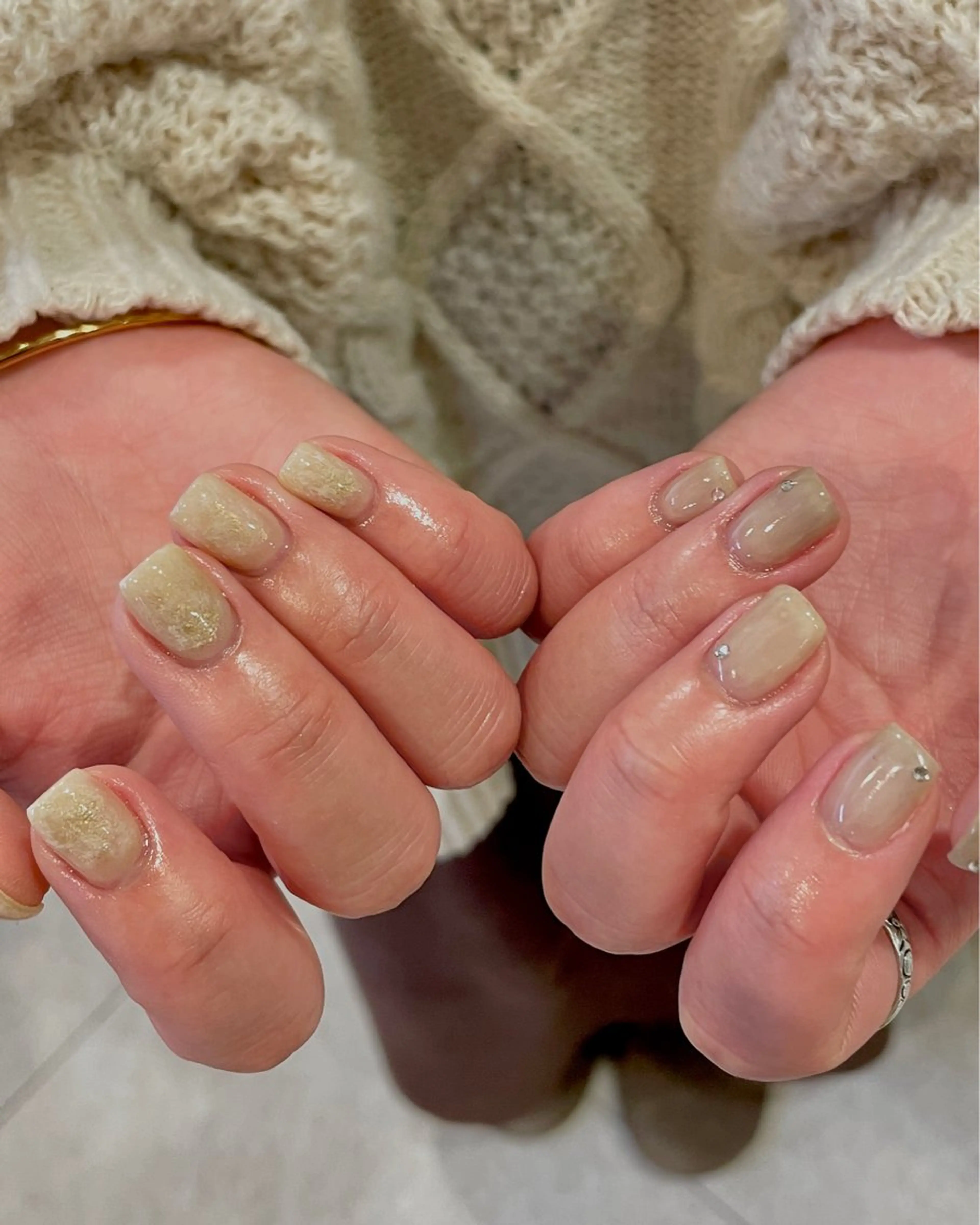 ネイル 持ち込み ニュアンスネイル ハンドネイル "achoe" コエ HARUNAのネイルデザイン