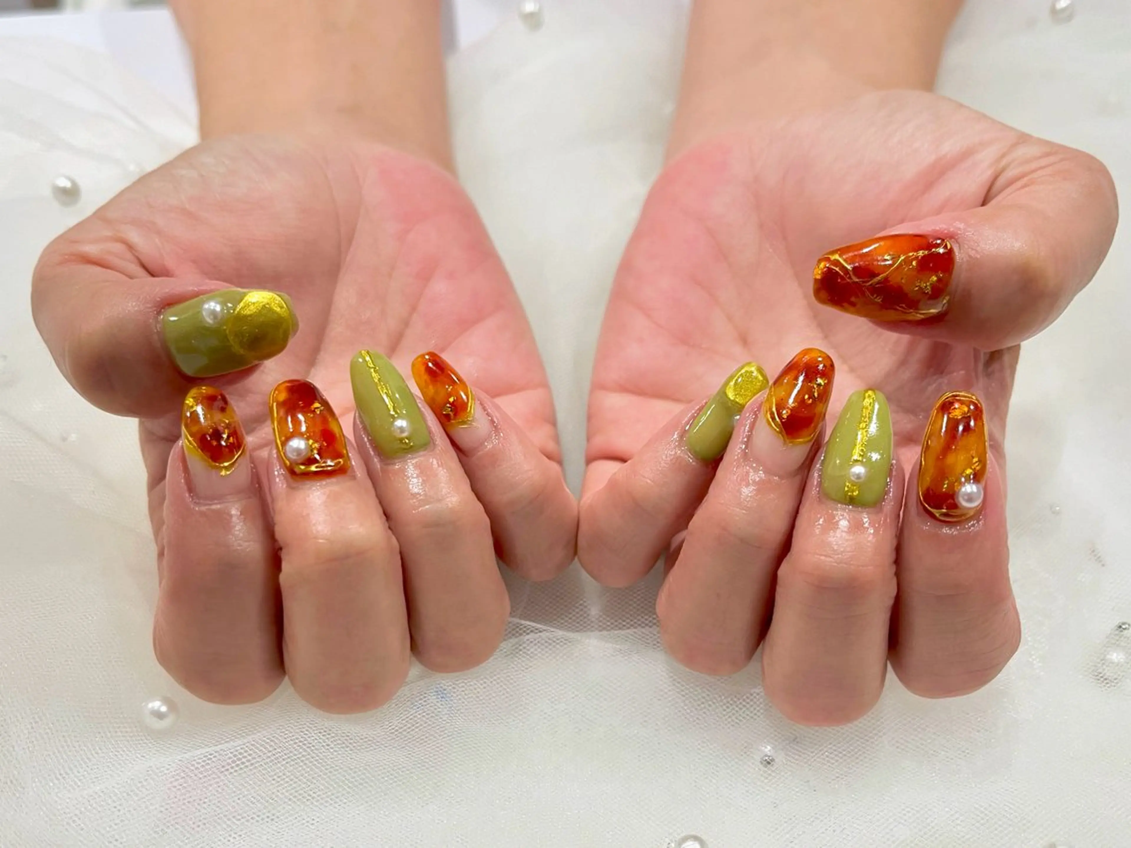 ネイル べっ甲ネイル ピスタチオネイル ハンドネイル Nail salon Cielel⟡Ayaのネイルデザイン