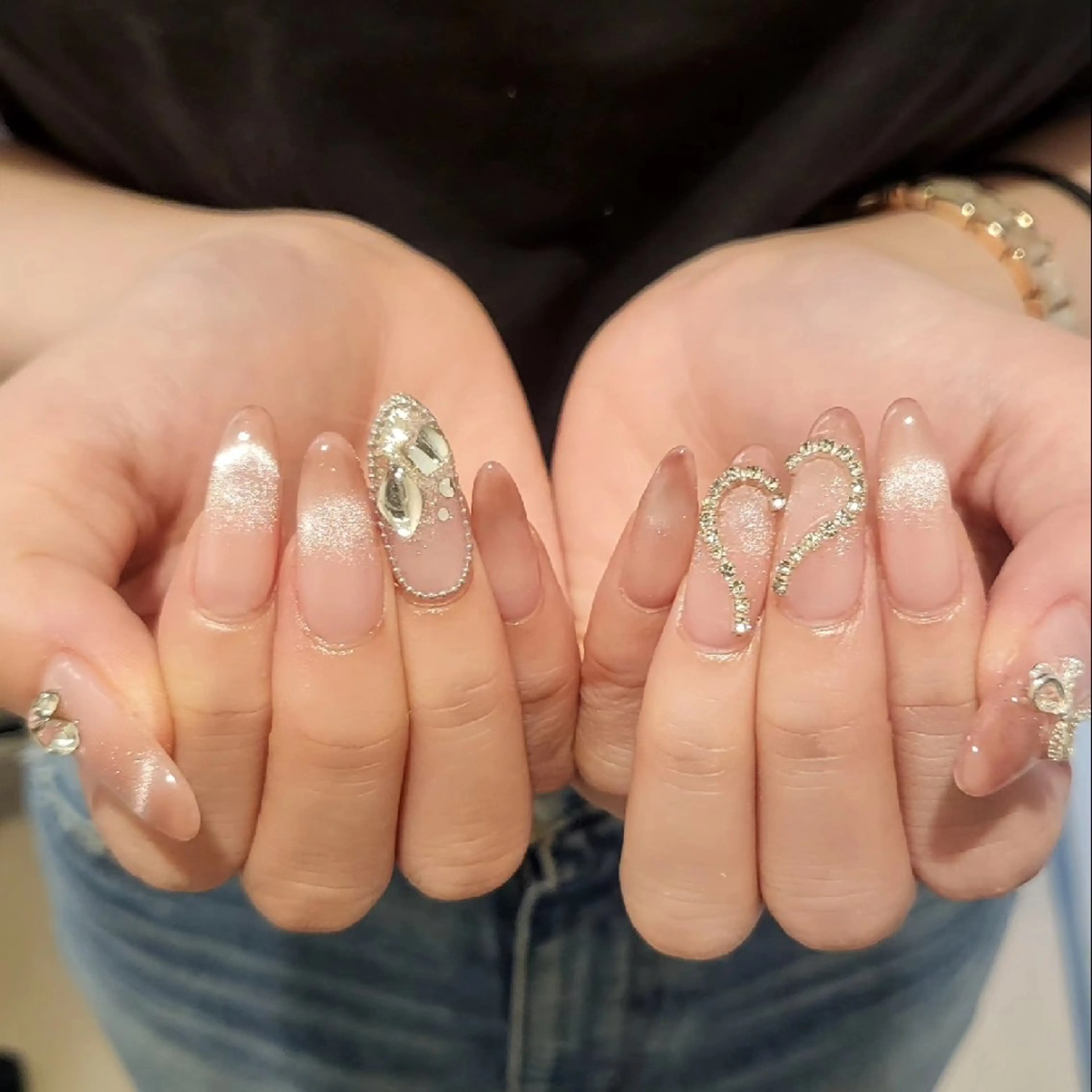 ネイル ハンドネイル フットネイル ハンドケア ChouChou  NAILSALONのネイルデザイン