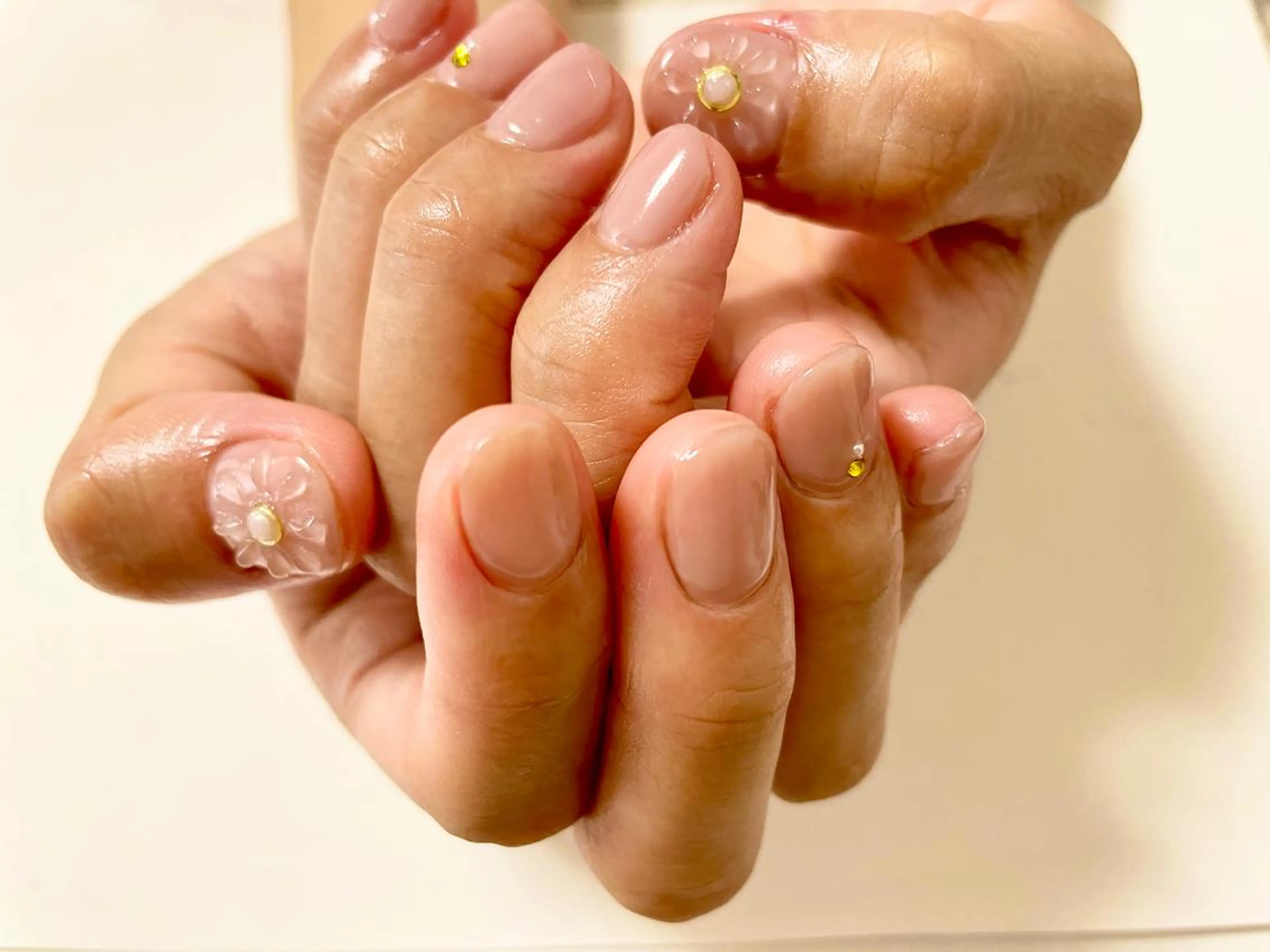 ネイル フラワーネイル ぷっくりネイル シンプルネイル MAXKELLY Tadaのネイルデザイン