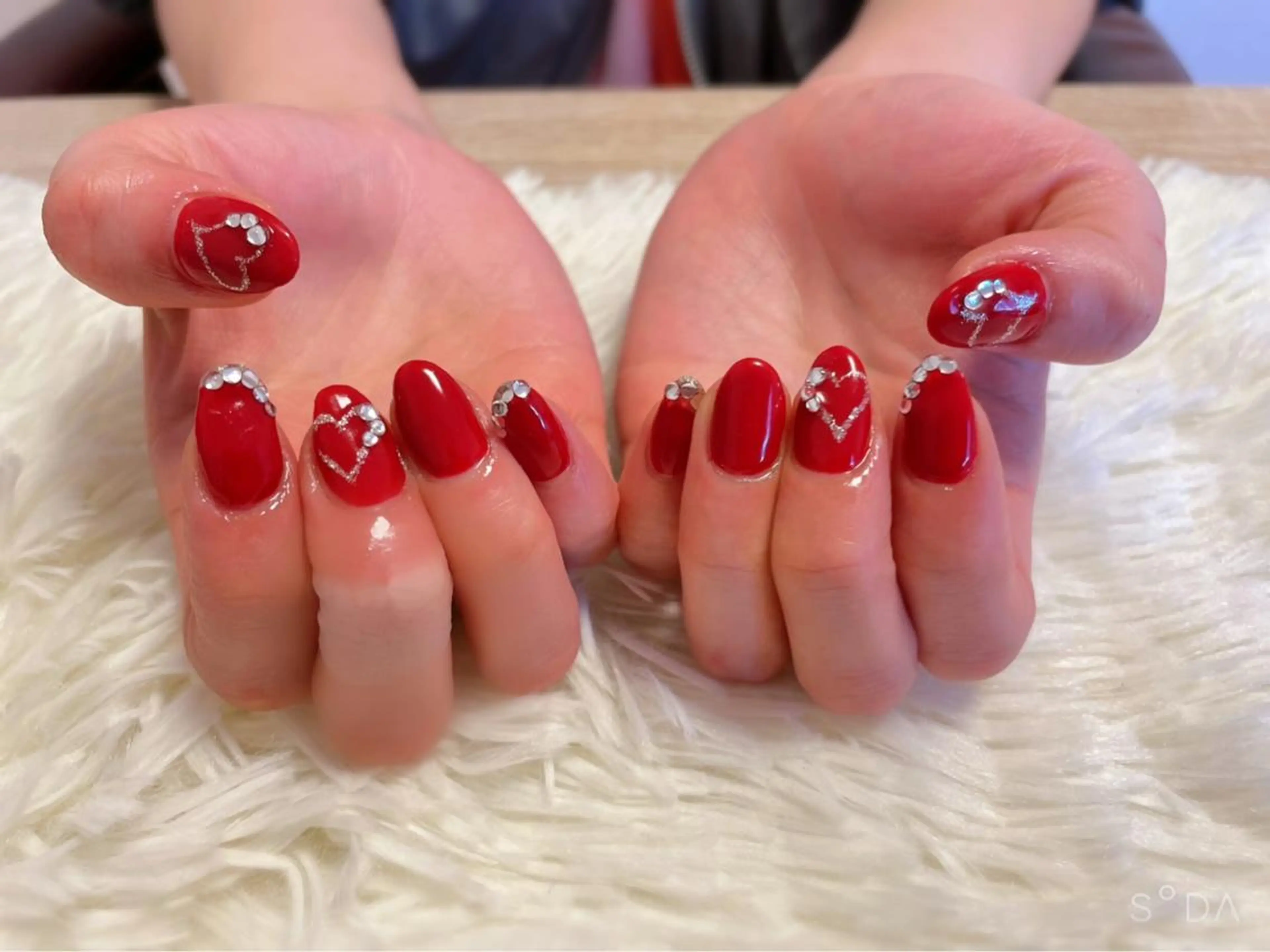 ネイル フレンチネイル ハート バレンタイン Nail salon Betty❤︎のネイルデザイン