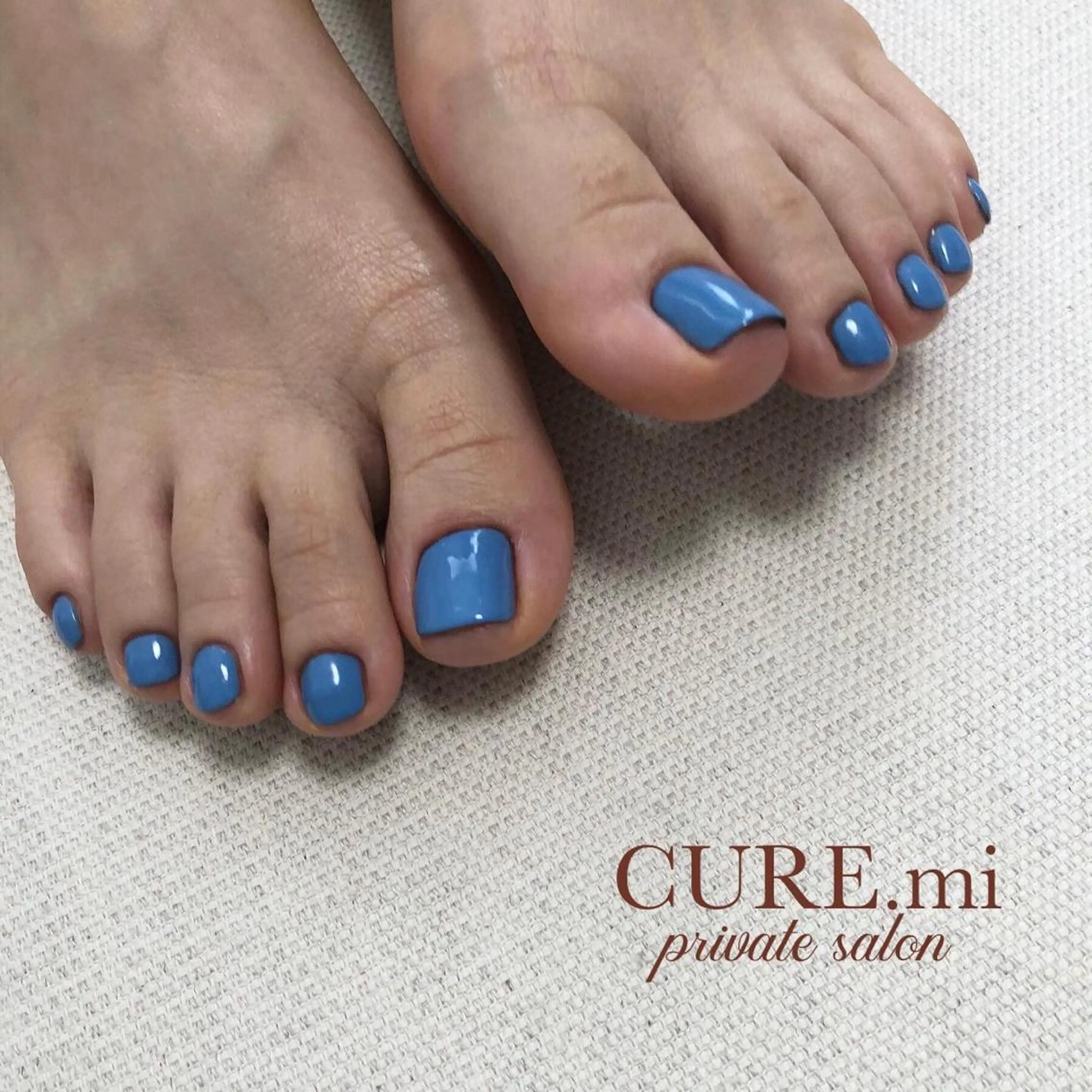 ネイル ブルー フットネイル ワンカラーネイル シンプルネイル フットネイル 伊藤 美香のその他イメージ